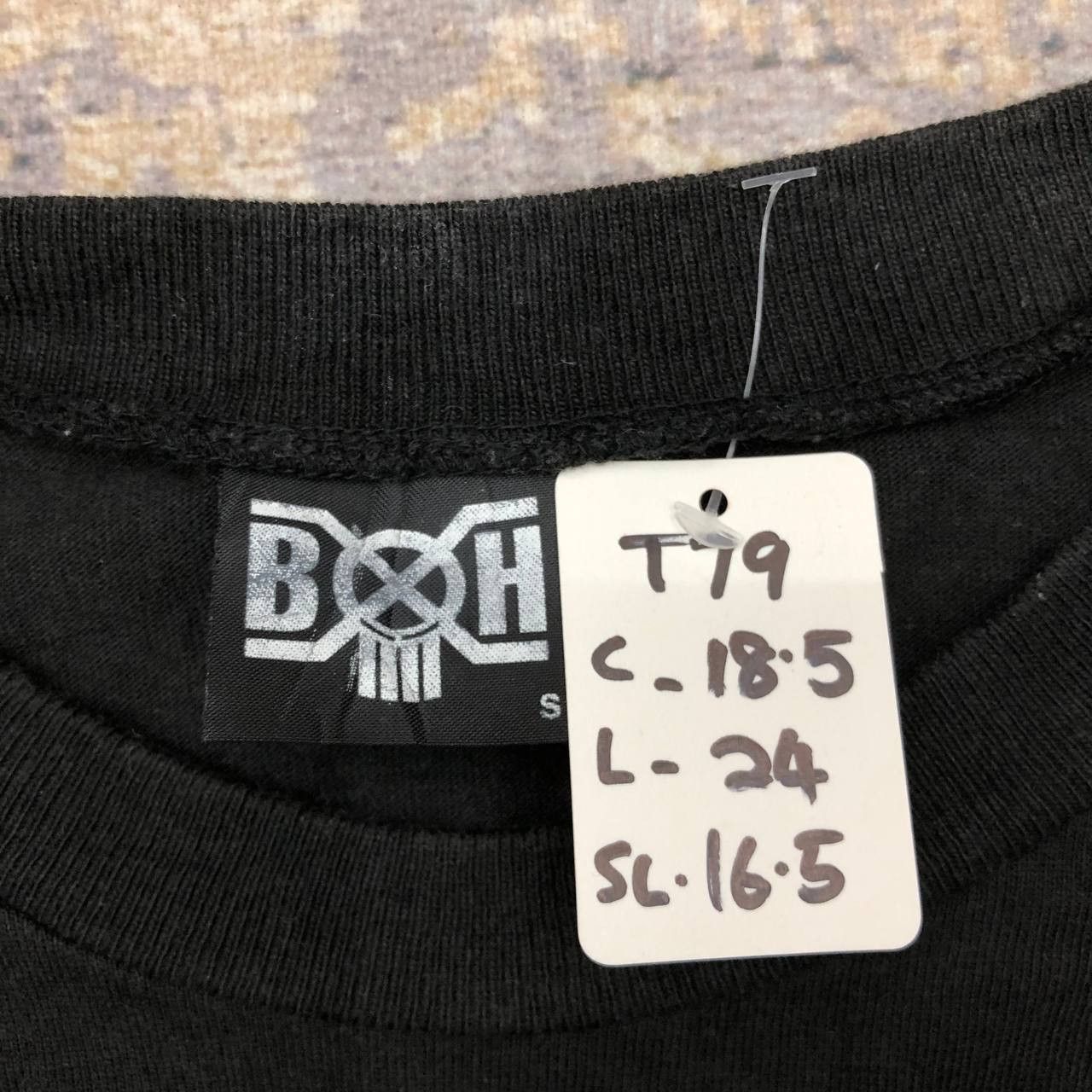Bounty Hunter T79 JAPAN DARKSIDE JUSTICE BOUNTY HUNTER TEE Size US S / EU 44-46 / 1 - 5 Thumbnail