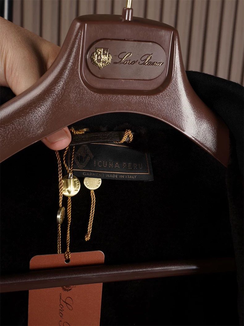 Loro Piana LORO PIANA Vicuna camel hair + mink fur lining black mediu Size US S / EU 44-46 / 1 - 6 Thumbnail