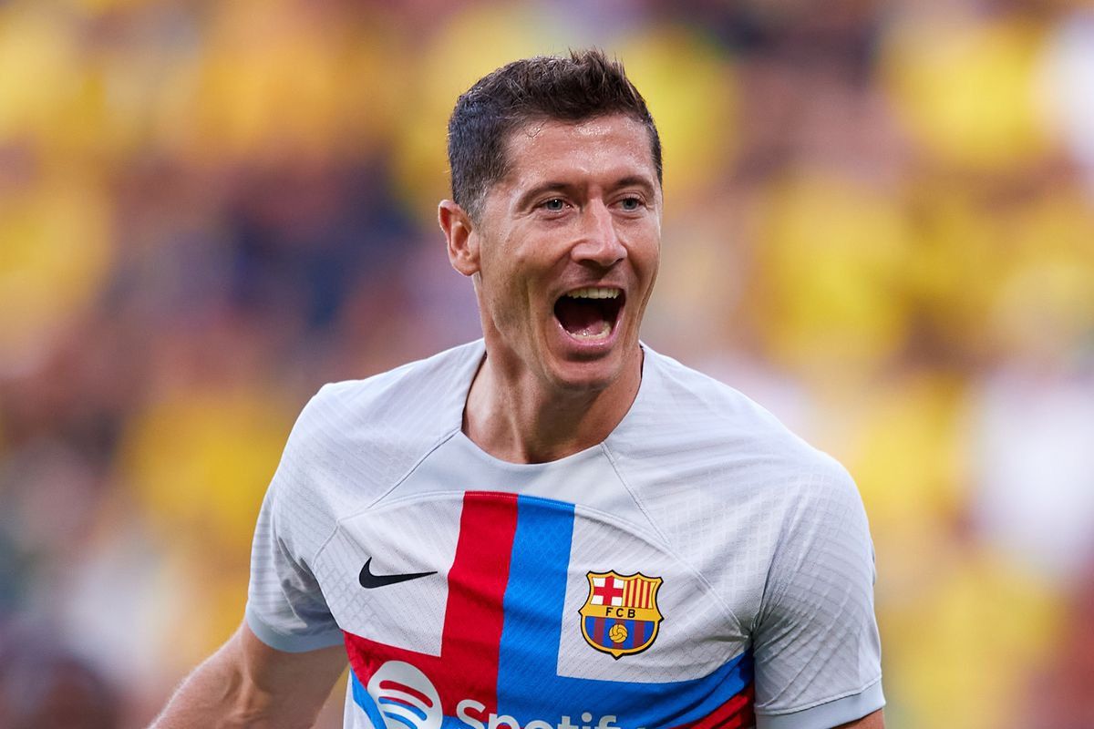 Nike × Vintage BARCELONA NIKE 2022/2023 SOCCER THIRD JERSEY #9 LEWANDOWSKI Size US S / EU 44-46 / 1 - 22 Thumbnail