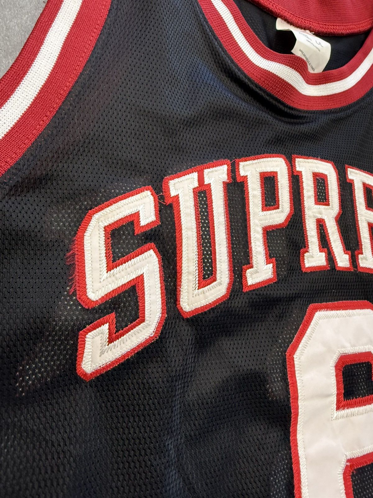 Supreme 2000S Vintage Supreme #6 Away Basketball Jersey Size US L / EU 52-54 / 3 - 5 Thumbnail