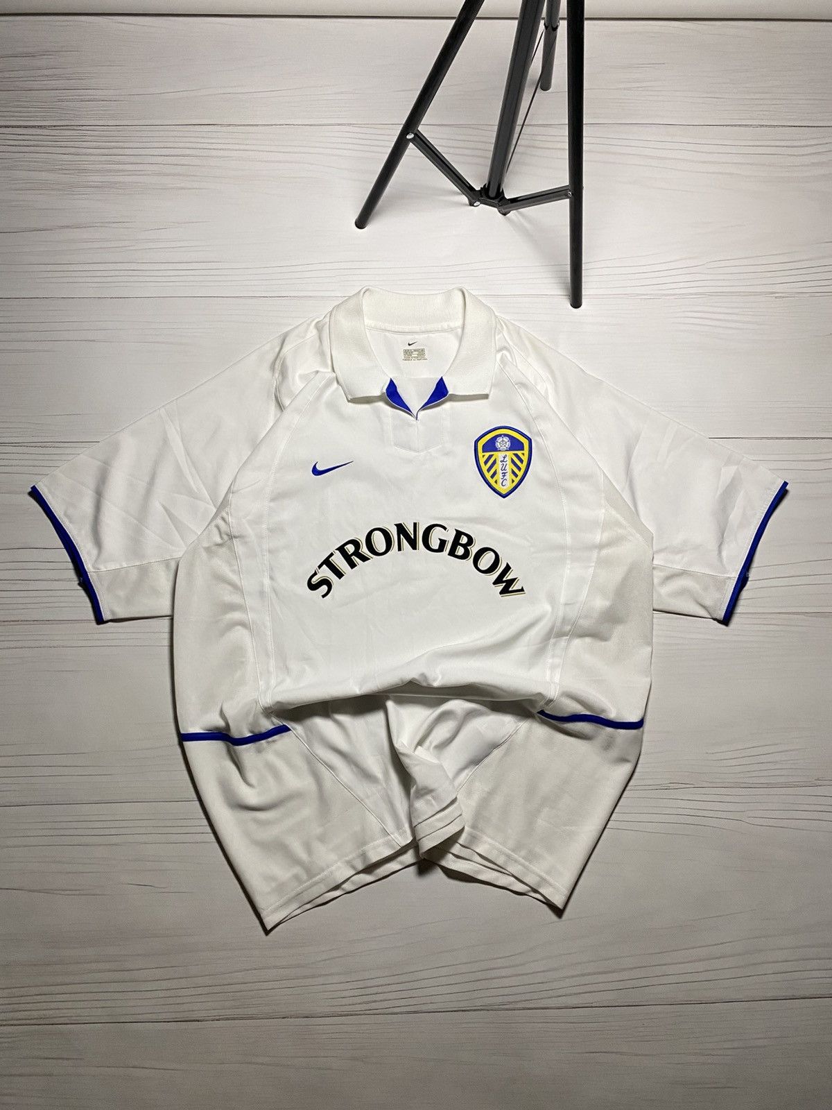 Vintage Nike Leeds United 2002/03 home football y2k t shirt