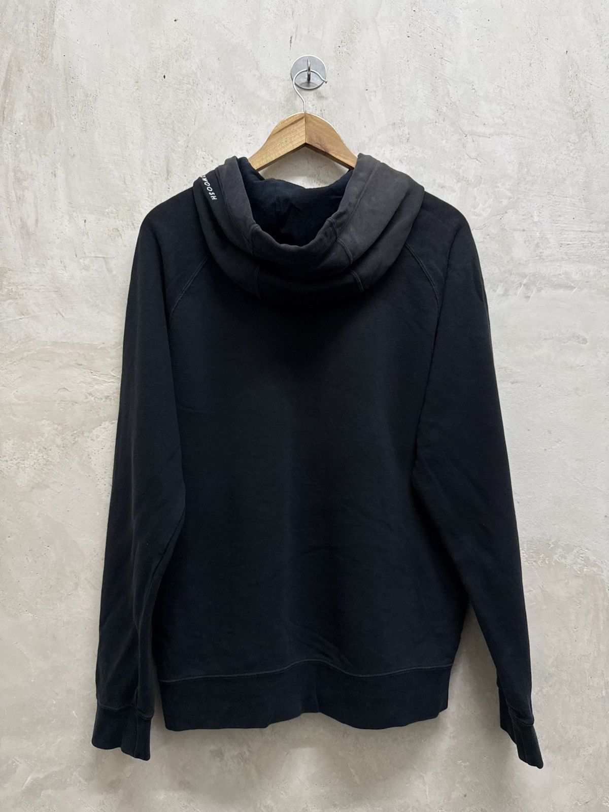Nike 2000s Nike Rare MCMLXXII Faded Hoodie Size US L / EU 52-54 / 3 - 3 Thumbnail