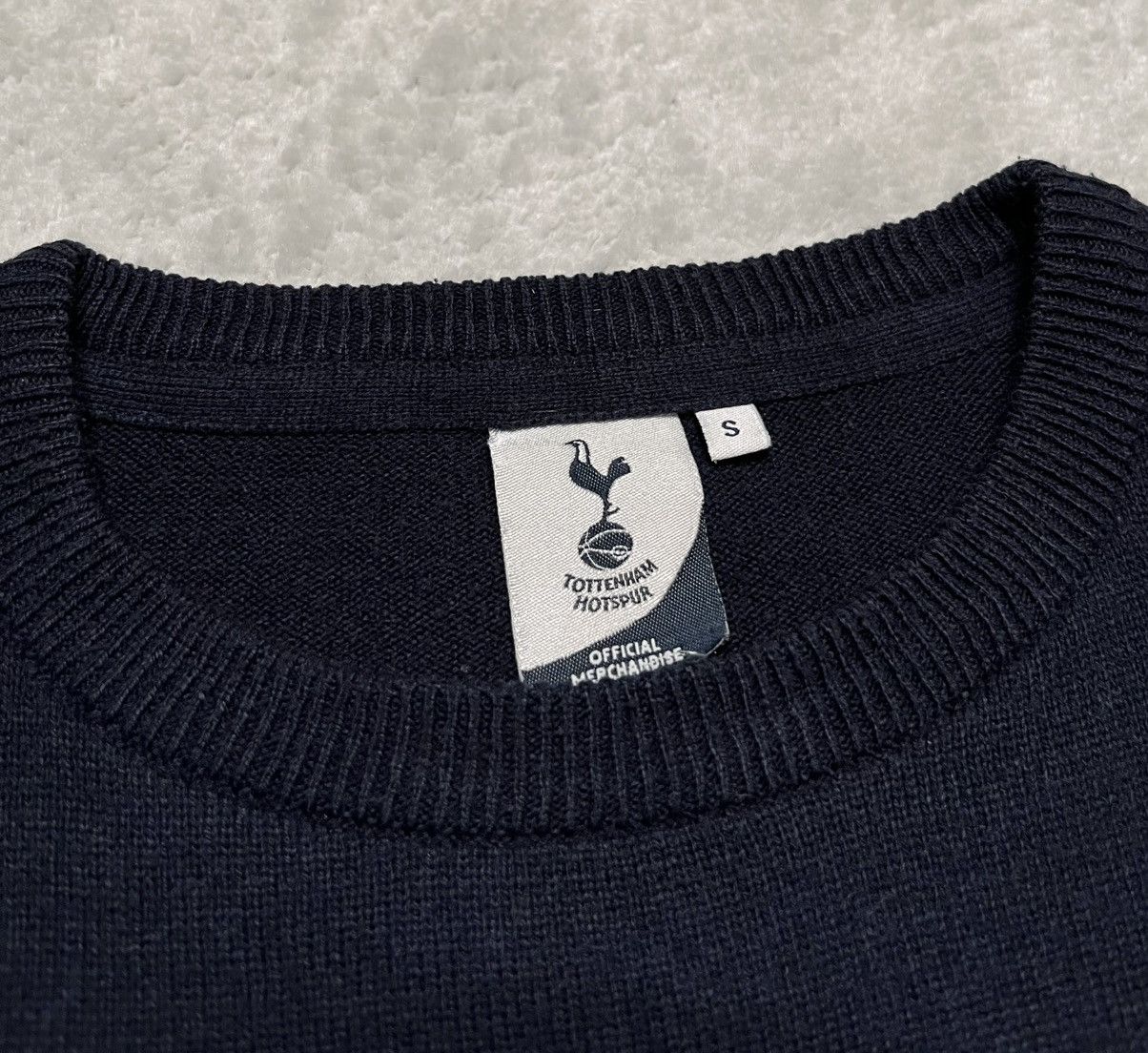 Vintage Vintage Navy Sweater Knit Tottenham Hotspur Christmas Size US M / EU 48-50 / 2 - 6 Thumbnail