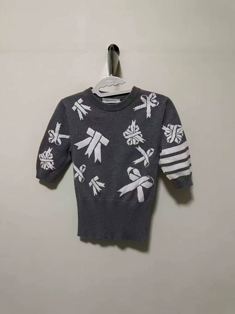 Thom Browne Thom Browne Butterfly knot knit sweater short sleeves Size XS / US 0-2 / IT 36-38 - 1 Thumbnail