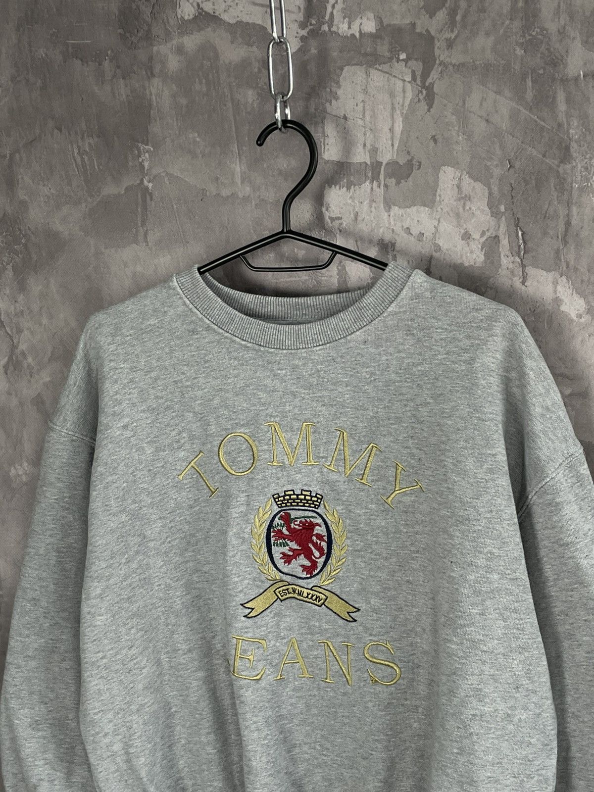Tommy Hilfiger Tommy Jeans Big Embroidered Logo Baggy Sweatshirt Size S / US 4 / IT 40 - 8 Thumbnail
