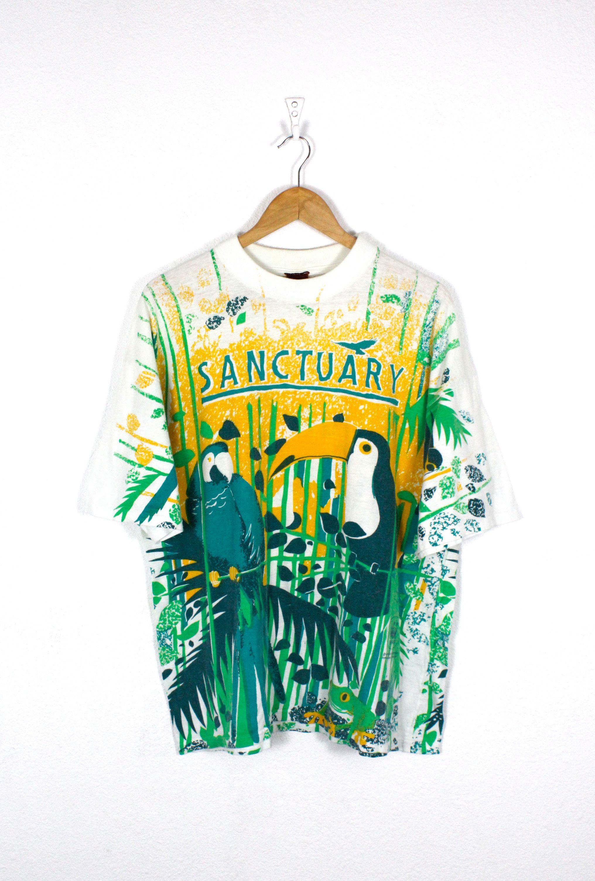 Vintage Vintage WWF Sanctuary All Over Printed Tee Tshirt 90s Size US XXL / EU 58 / 5 - 1 Thumbnail
