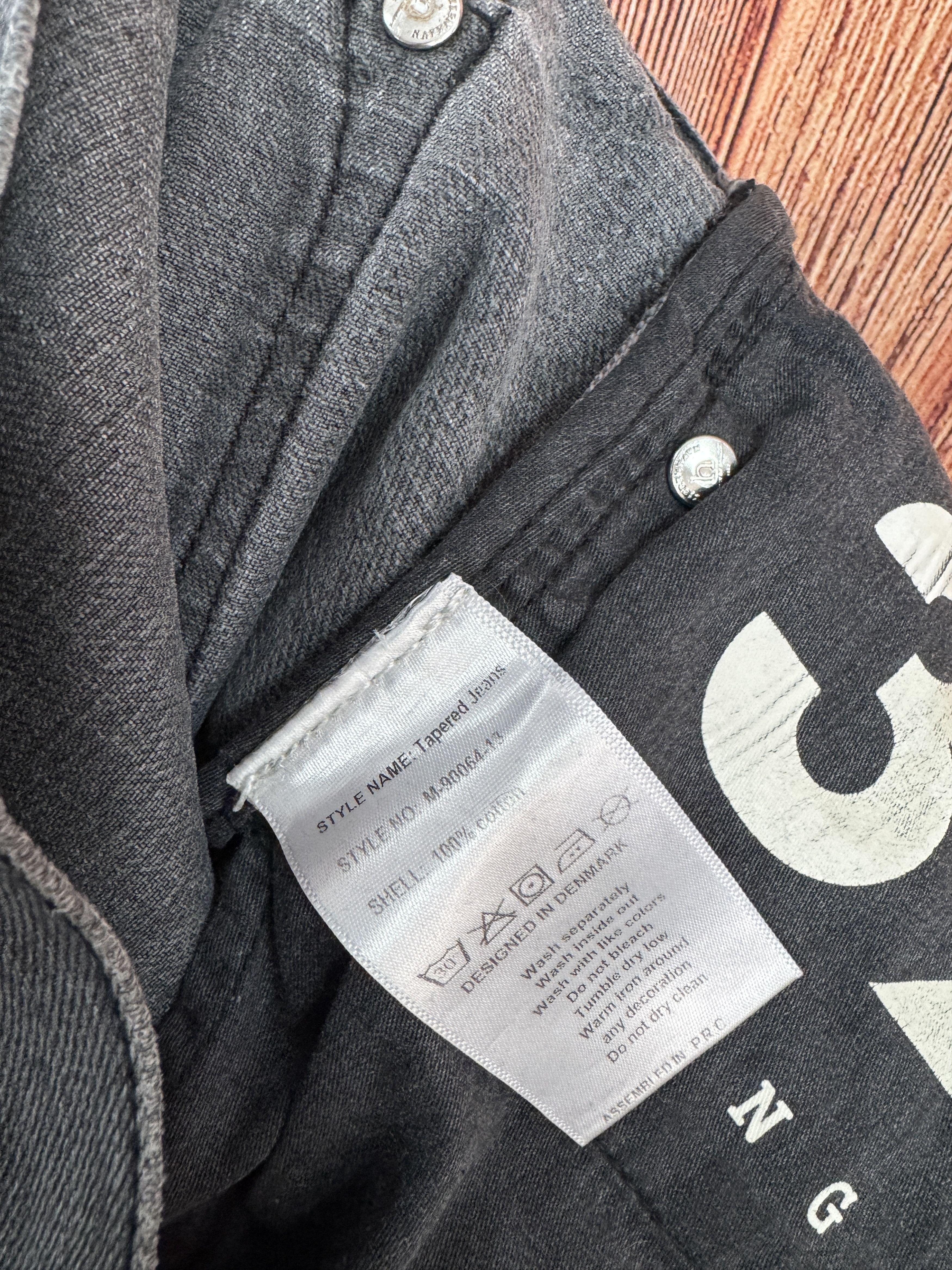 Han Kjobenhavn HAN Kjobenhavn Red Selvedge Denim Tapered Jeans Size US 32 / EU 48 - 12 Thumbnail