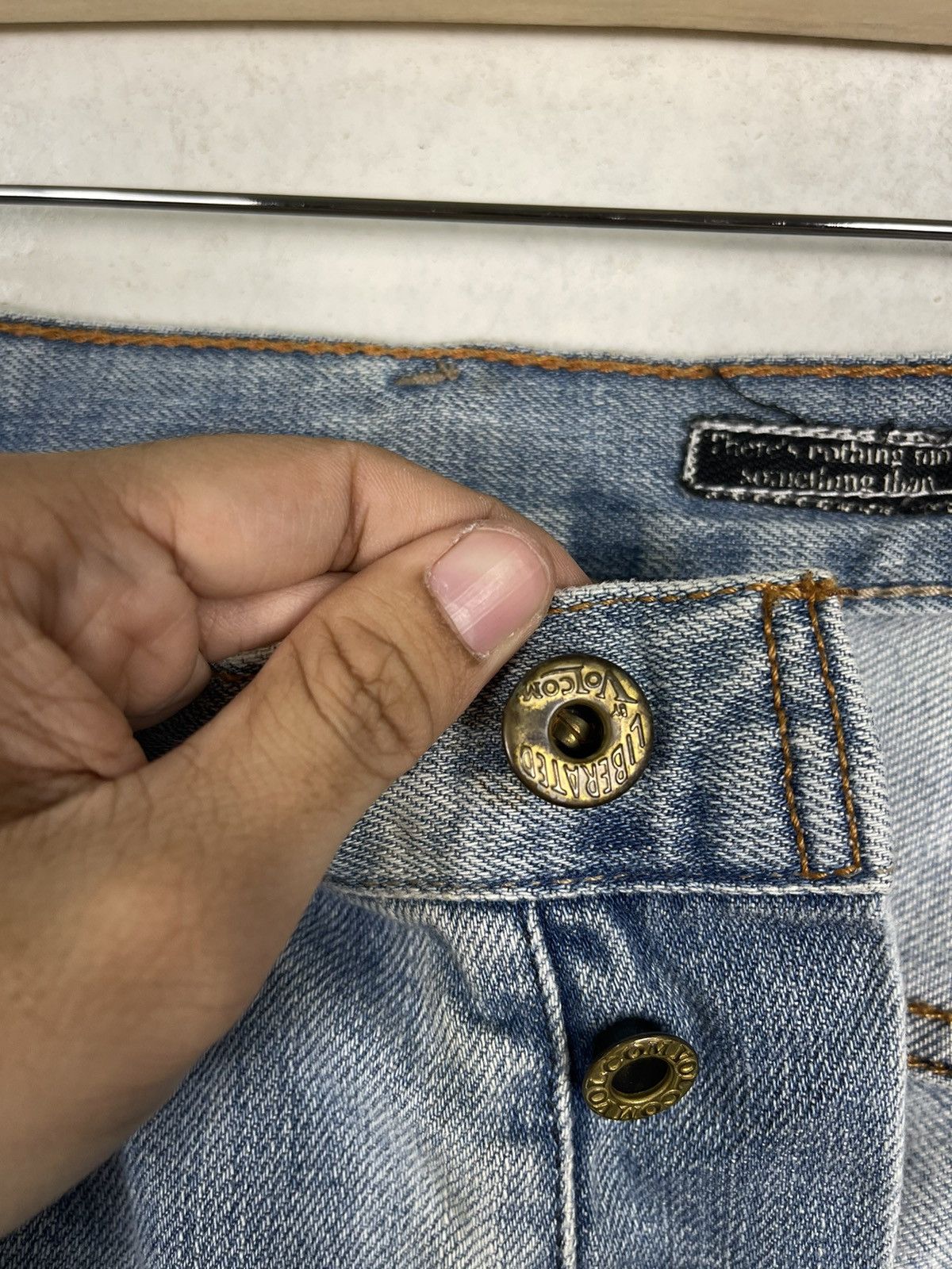 Volcom × Von Dutch Volcom Stone Boardwear Fabric Made In Usa Faded Blue Jeans Size US 32 / EU 48 - 10 Thumbnail