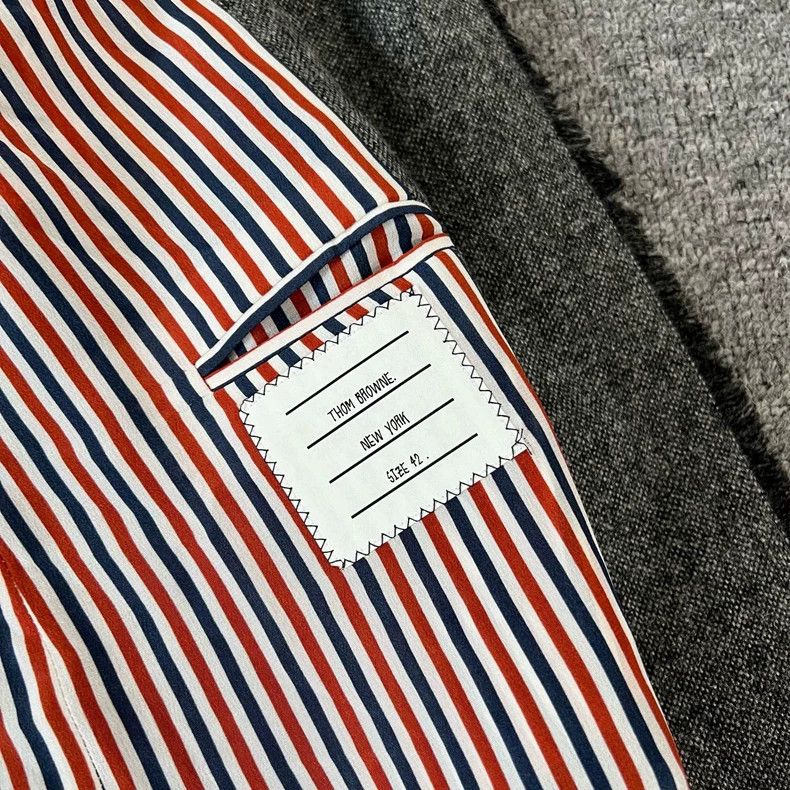 Thom Browne Gray wool coat 2506-Nextarrow