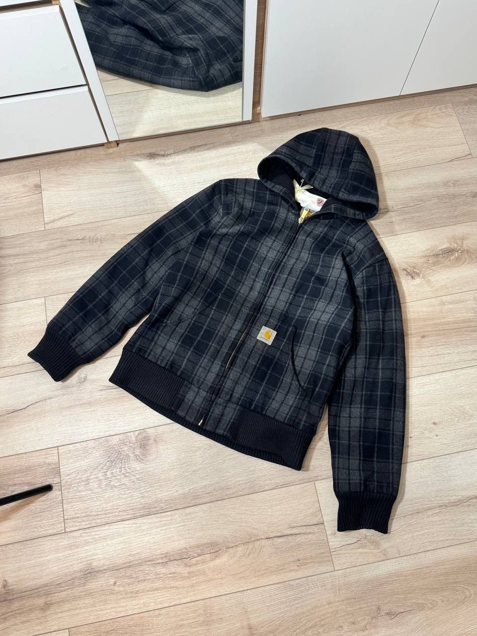 Carhartt Vintage Carhartt Active Jacket Size M Gray/Black Check Wool Size US M / EU 48-50 / 2 - 6 Thumbnail