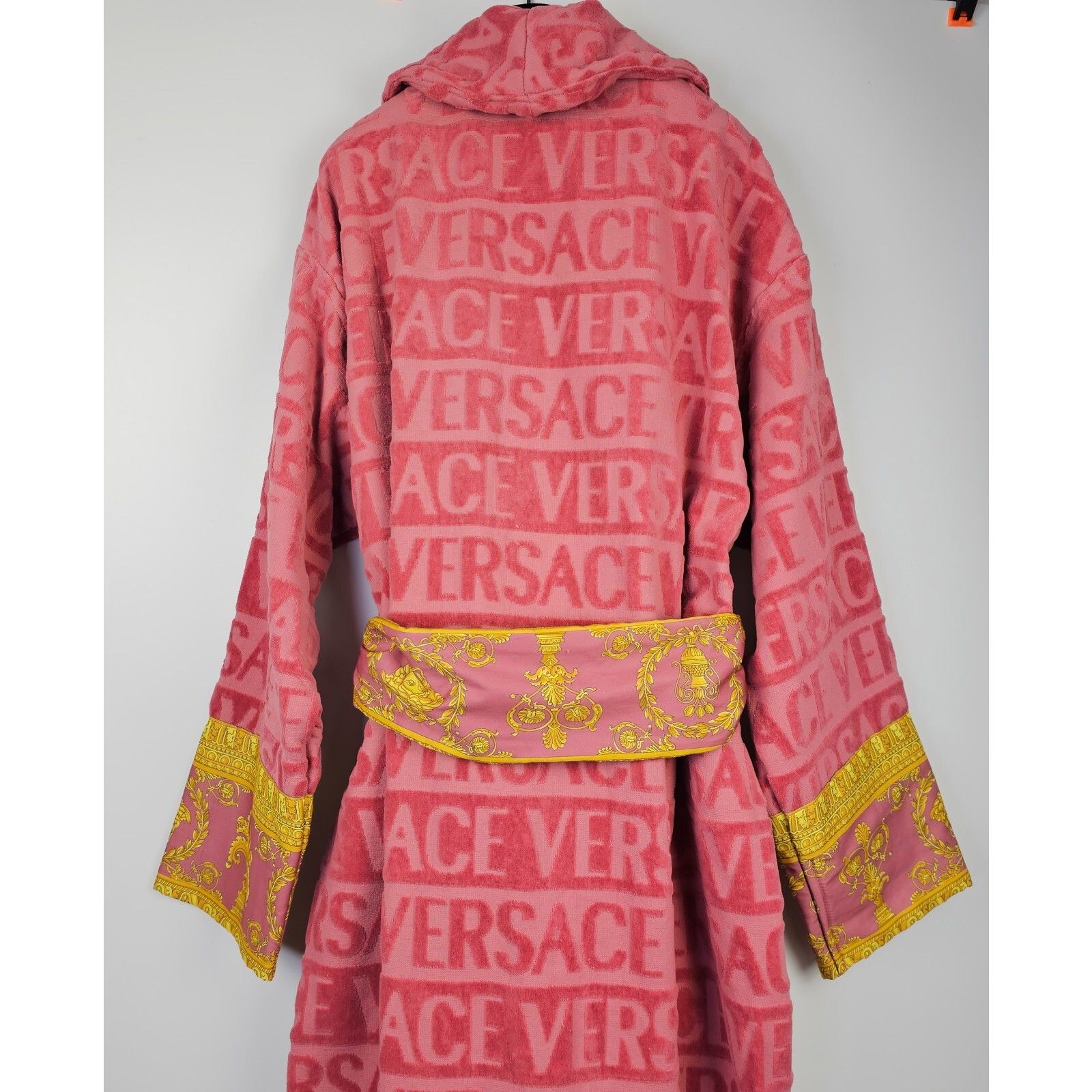 VERSACE Baroque $550 Strawberry Jam Unisex Long Bathrobe New