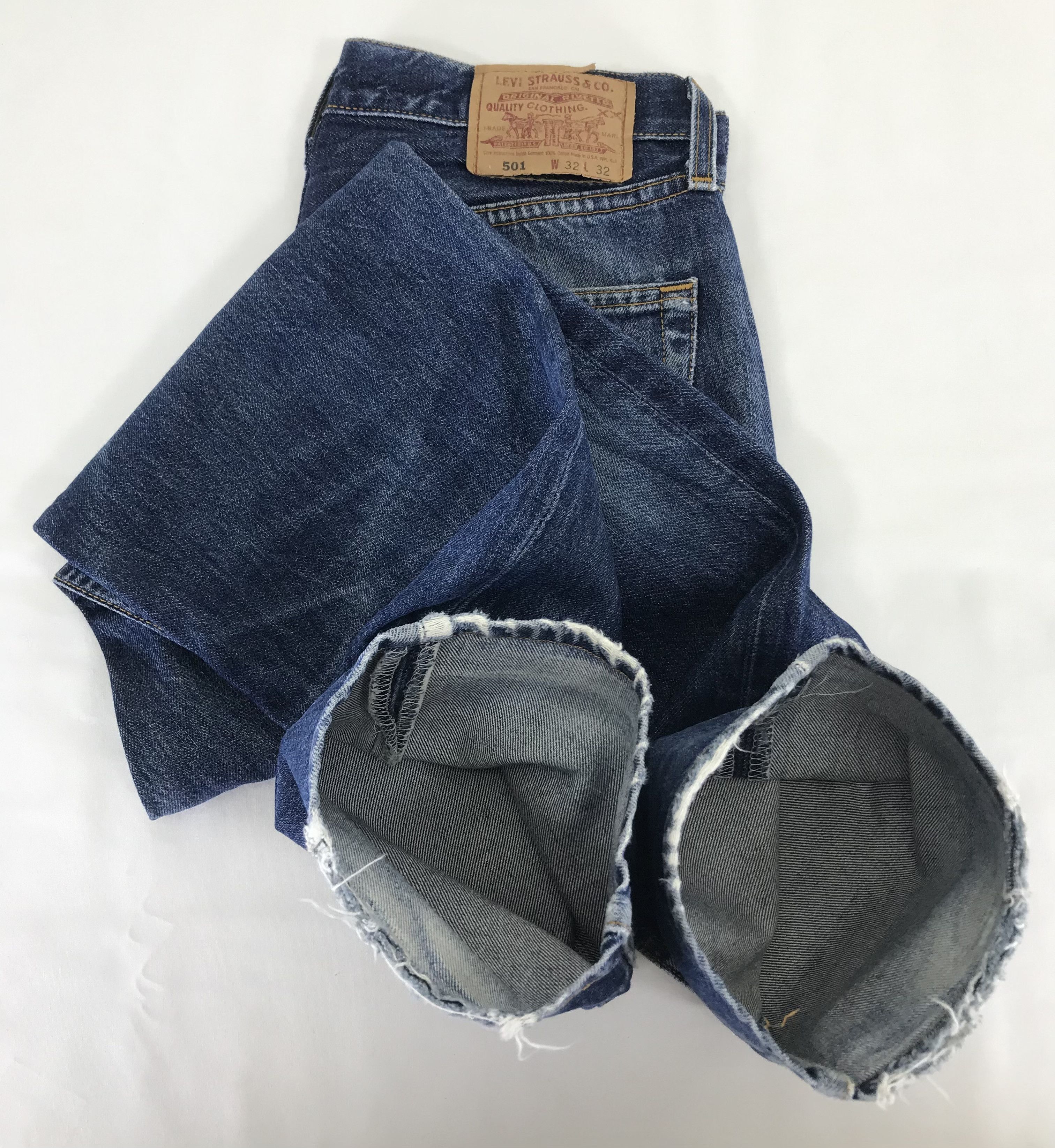 Levi's Vintage Levi's 501 Stone Wash Jeans Size US 31 - 13 Thumbnail