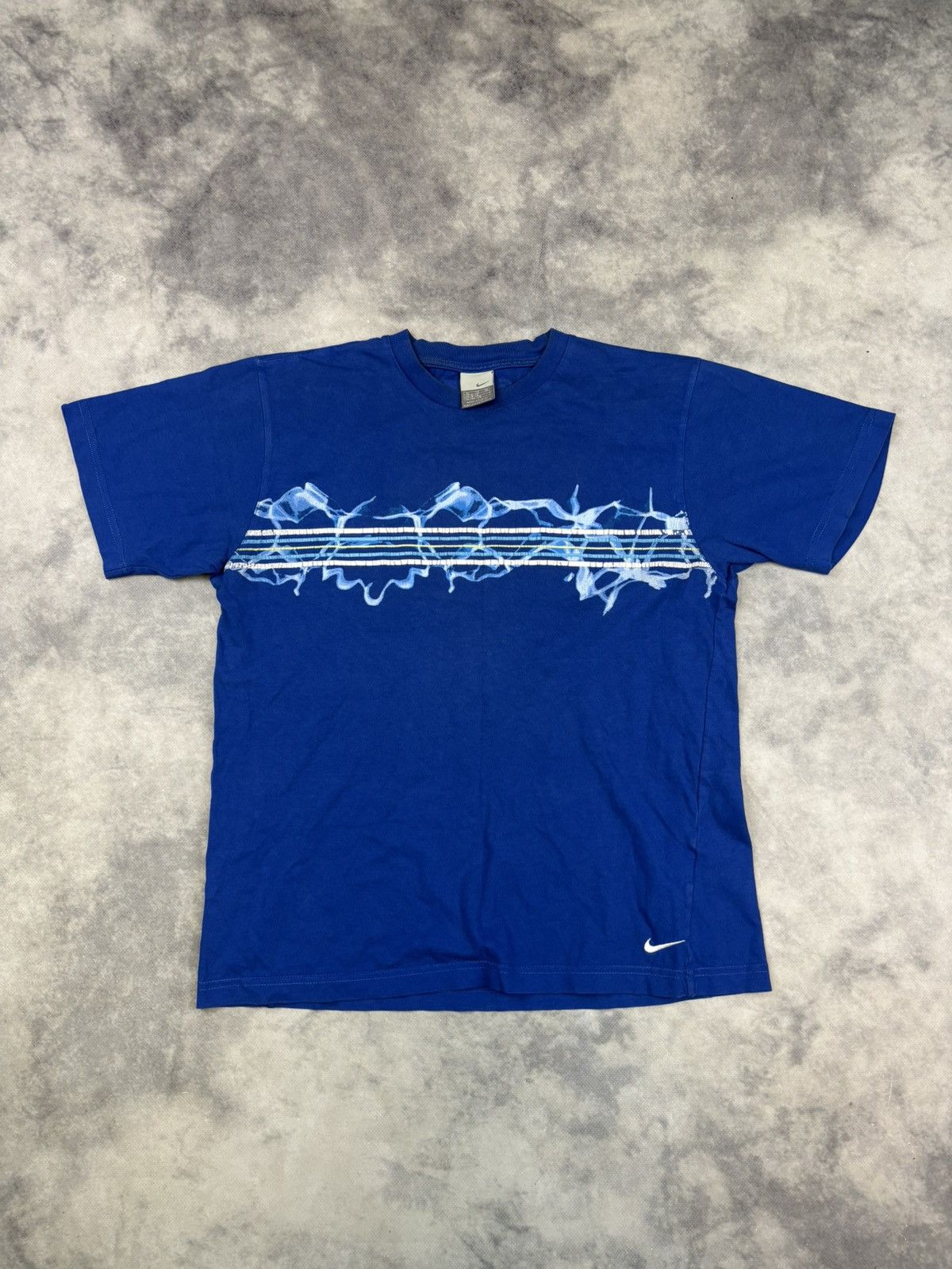 Nike × Vintage Vintage Nike Cyber Techno y2k 00s t shirt tee skateboard 90s Size US S / EU 44-46 / 1 - 1 Thumbnail