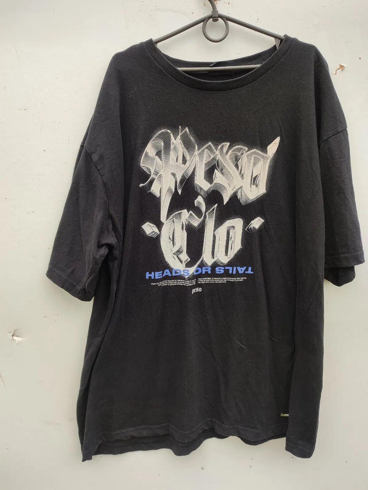 Vintage Peso Heads or Tails t shirt size XL Size US XL / EU 56 / 4 - 11 Thumbnail