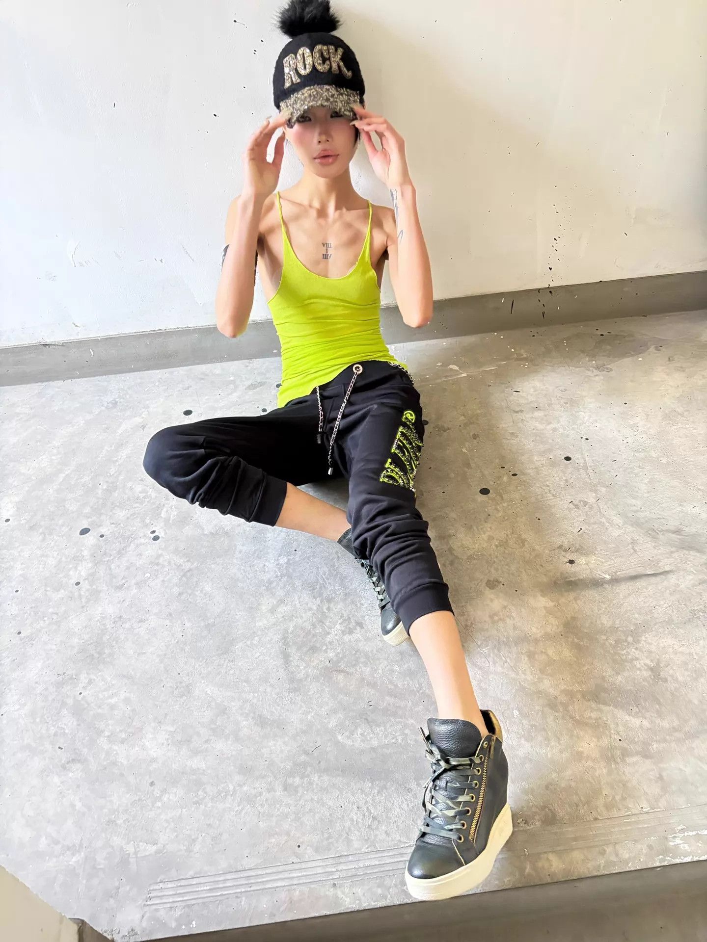 Philipp Plein PP Vintage Fluorescent Green Crystal Track Pants S Size 26" / US 2 / IT 38 - 3 Thumbnail