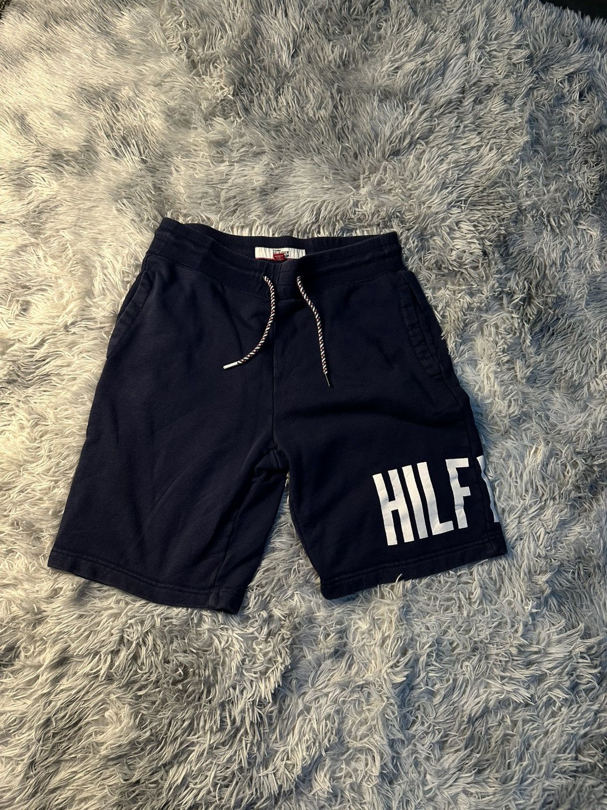 Tommy Hilfiger Tommy Hilfiger Denim Shorts Size US 32 / EU 48 - 1 Thumbnail