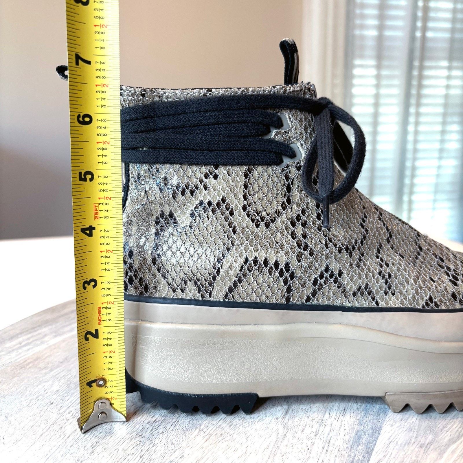 Converse Converse Run Star Snakeskin Sneakers Limited Edition Size 9 Size US 9 / IT 39 - 11 Thumbnail