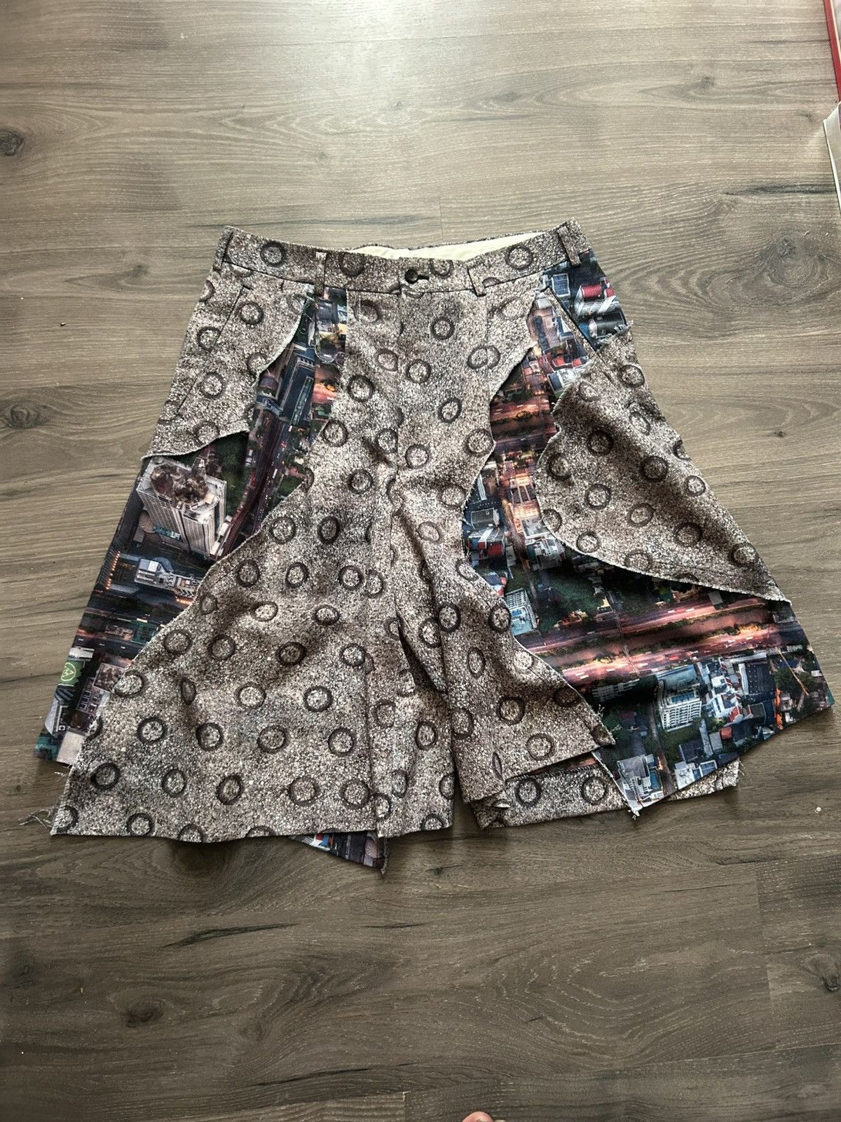Comme des Garcons FW18 Comme des garcons homme shorts Size US 31 - 2 Thumbnail