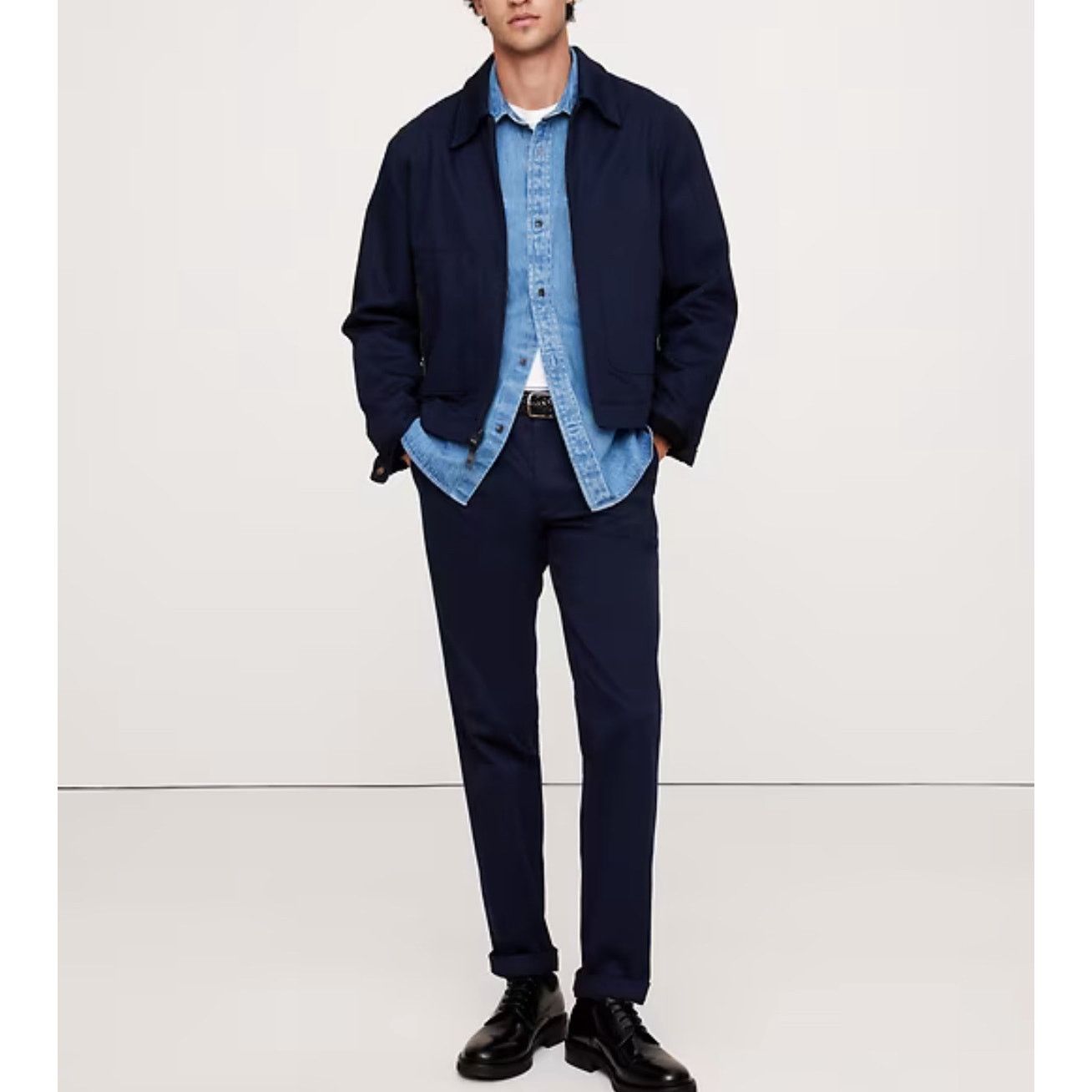 Banana Republic Banana Republic- SLIM RAPID MOVEMENT CHINO/ 40x32/ blue/NWT Size US 40 / EU 56 - 1 Thumbnail
