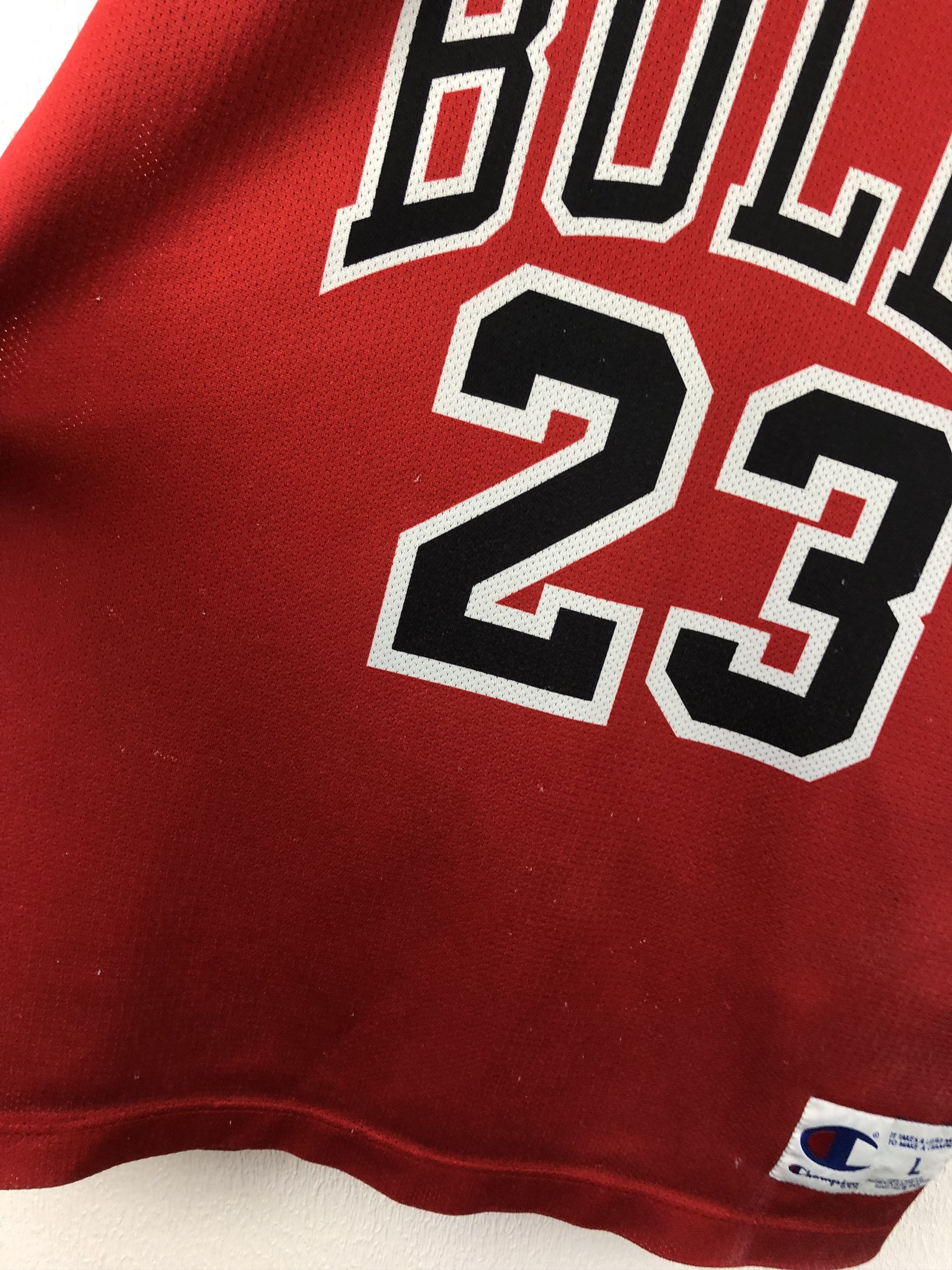 Champion Vintage 90's Champion Chicago Bulls Jordan Jersey Shirt Size US L / EU 52-54 / 3 - 9 Thumbnail