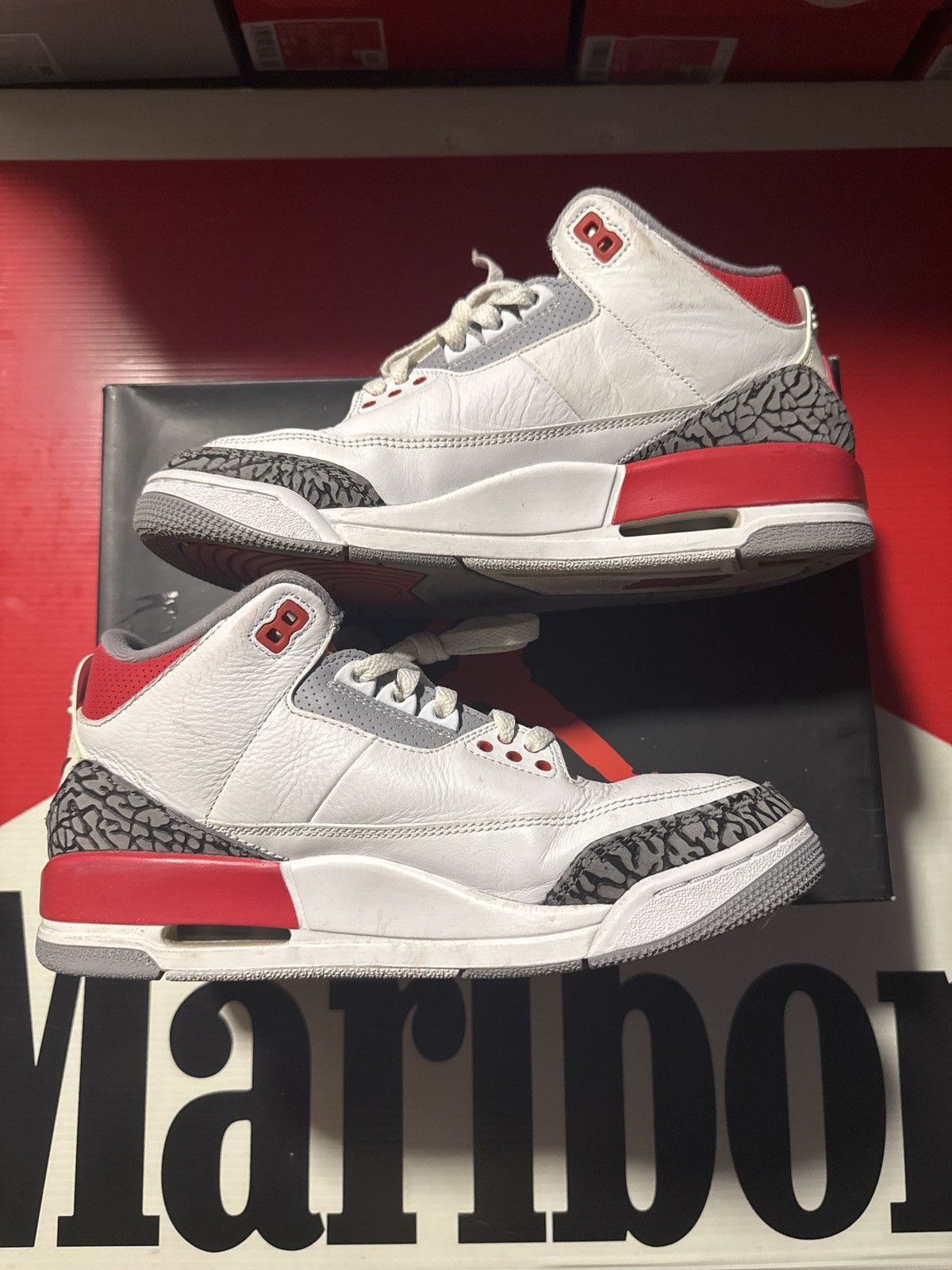 Jordan Brand AIR JORDAN 3 RETRO Size US 8.5 / EU 41-42 - 4 Thumbnail