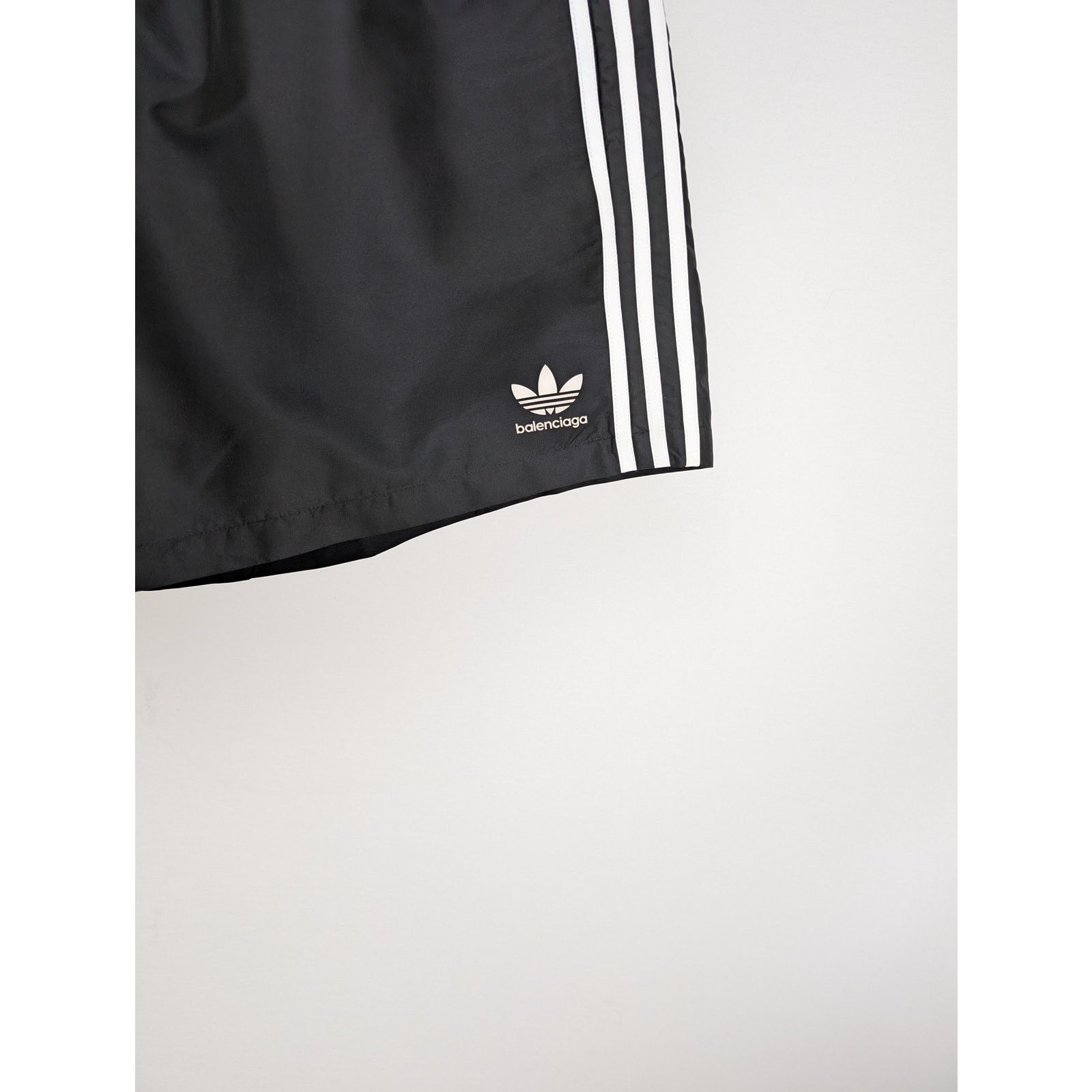 Adidas × Balenciaga o1rshd1 Swim Shorts in Black Size US 34 / EU 50 - 5 Thumbnail