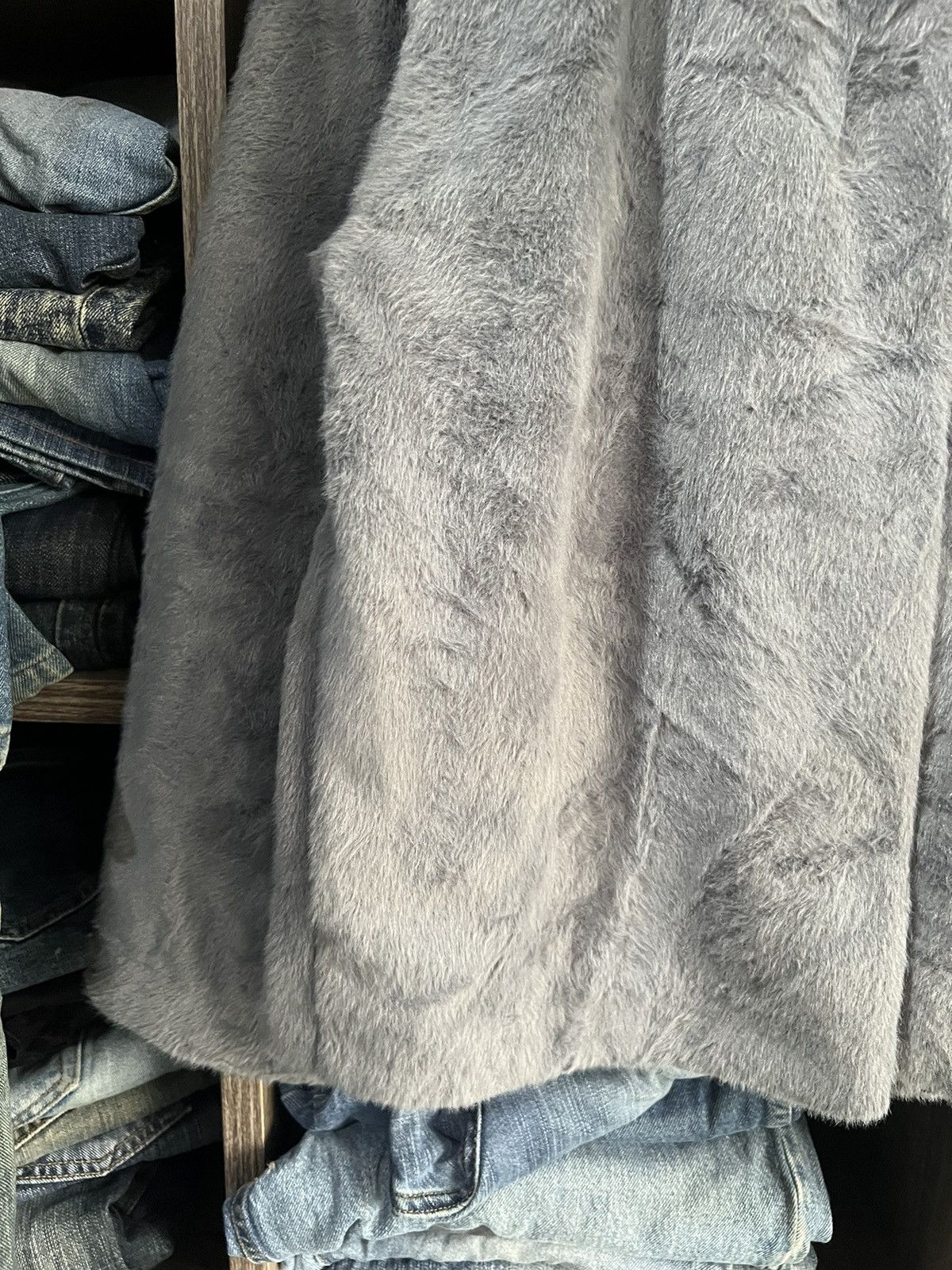 Uniqlo 🔥Uniqlo Faux Fur Button Cardigan Size M / US 6-8 / IT 42-44 - 7 Thumbnail