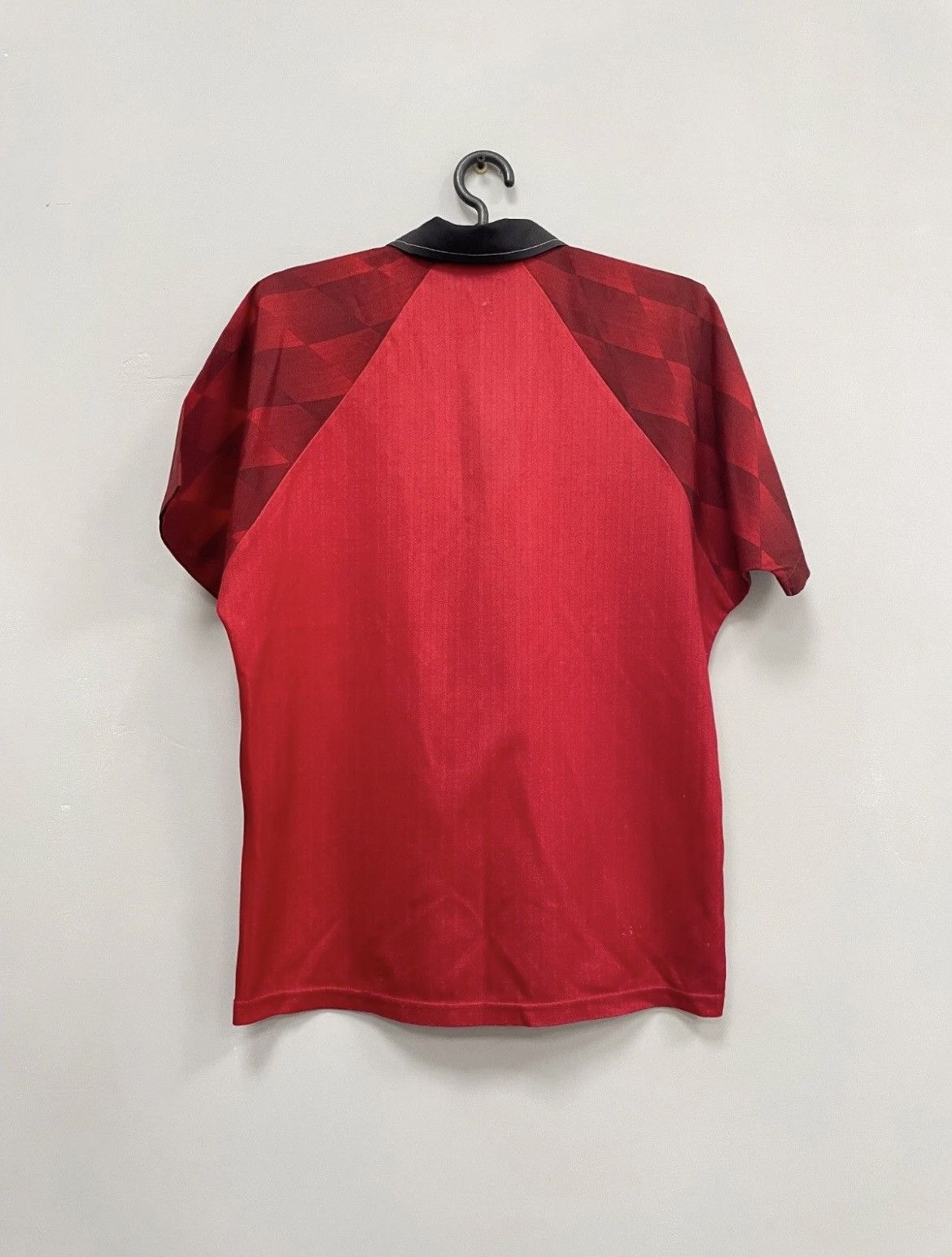 Umbro Manchester United 1996/1998 Home Umbro Football Shirt Jersey Size US XS / EU 42 / 0 - 2 Thumbnail
