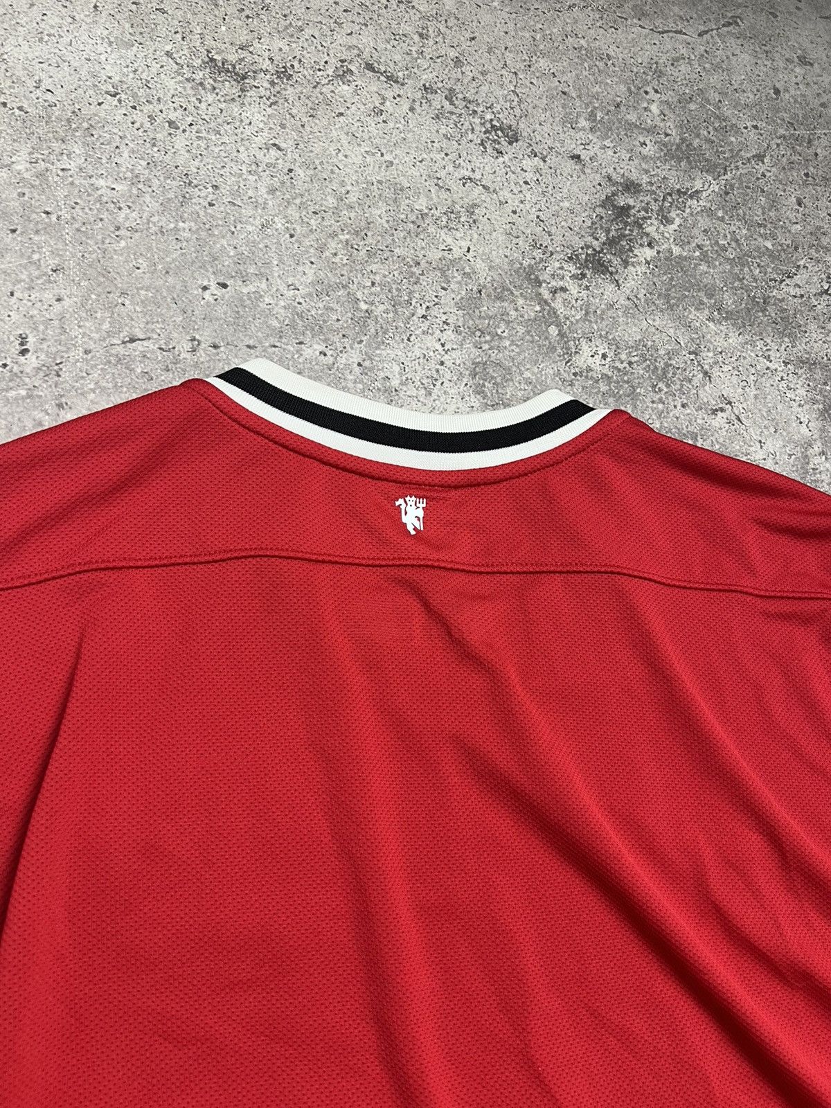 Nike Nike Manchester United 2011 Soccer Jersey Size US L / EU 52-54 / 3 - 7 Thumbnail