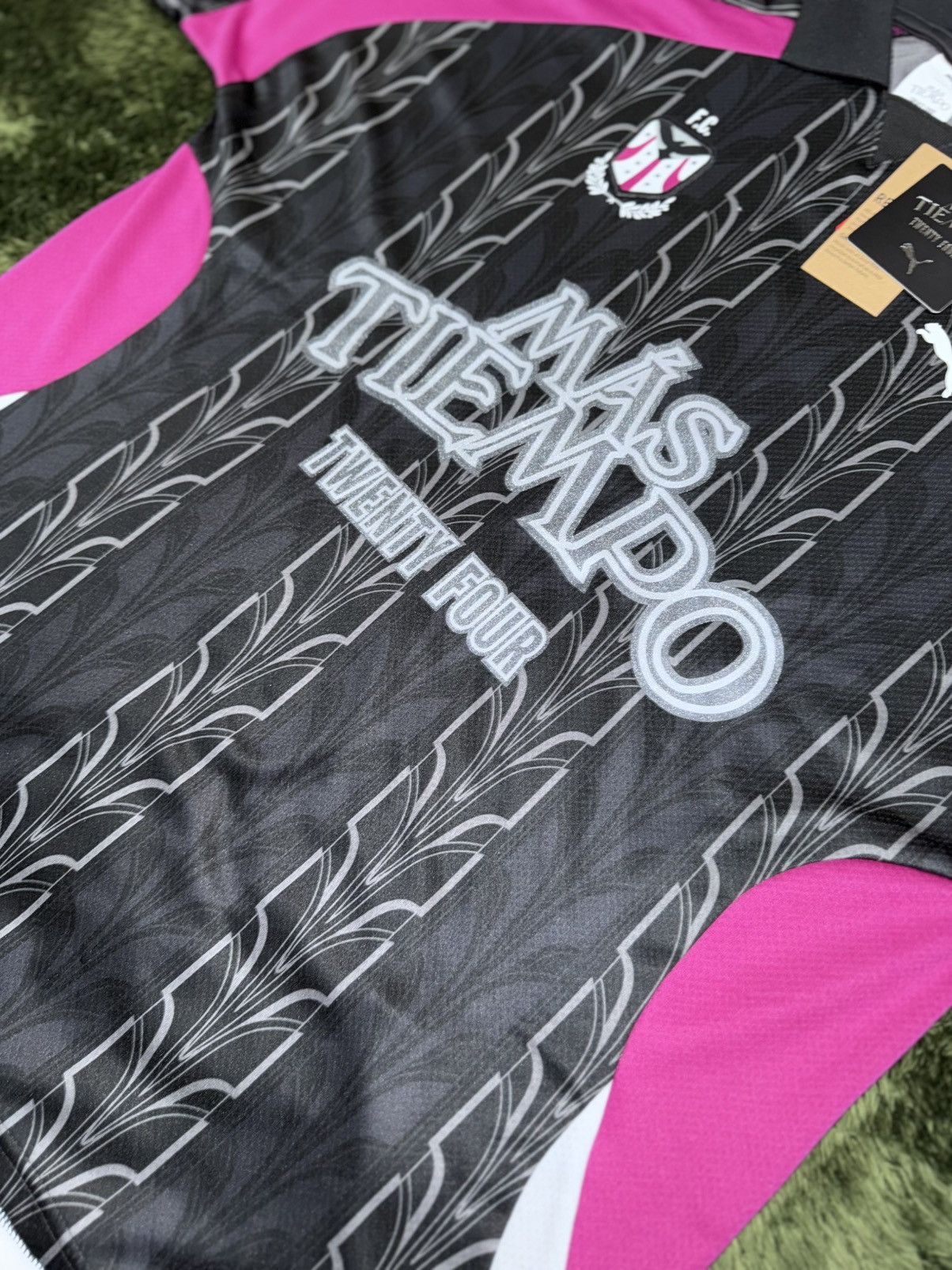 Puma × Skepta [L] PUMA X SKEPTA MAS TIEMPO collaboration soccer jersey Size US L / EU 52-54 / 3 - 4 Thumbnail