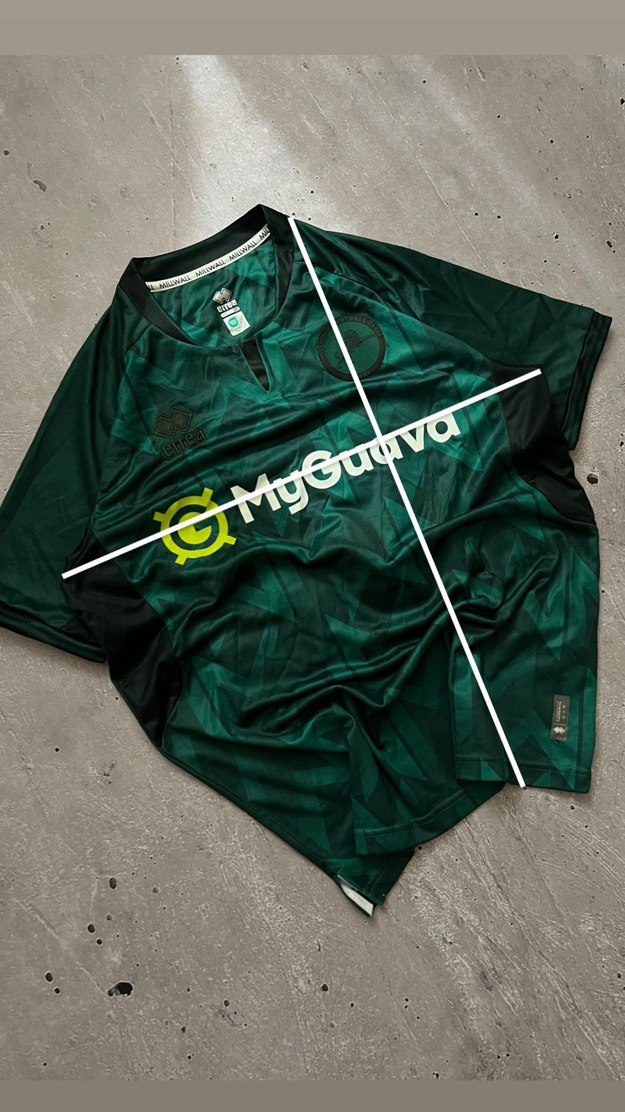 Errea Very Rare T-Shirt Errea Millwall Away MyGuava Size M Y2K Size US M / EU 48-50 / 2 - 12 Thumbnail