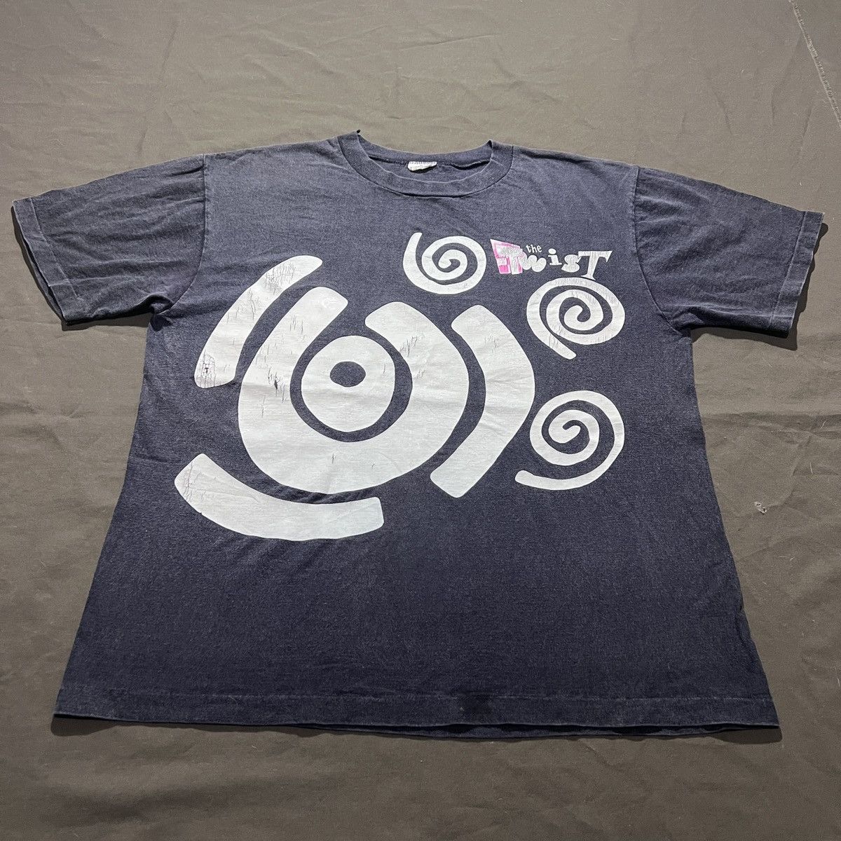 Band Tees Vintage 90 The Twist Tee Faded graphic streetwear surf skate Size US L / EU 52-54 / 3 - 2 Thumbnail