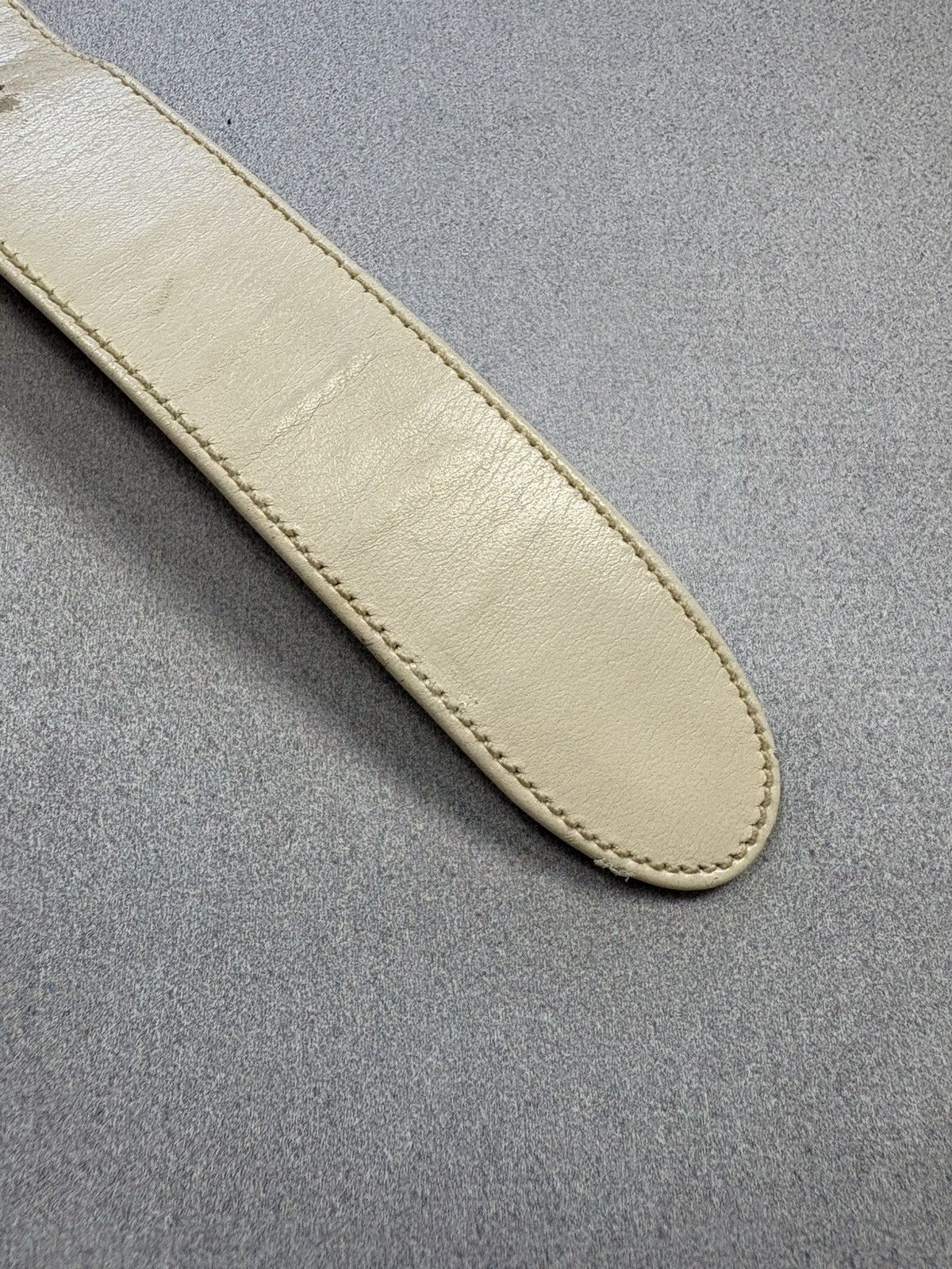 Gucci Vintage Gucci White Leather Belt Gold Buckle Red Black 80/32 Size ONE SIZE - 9 Thumbnail