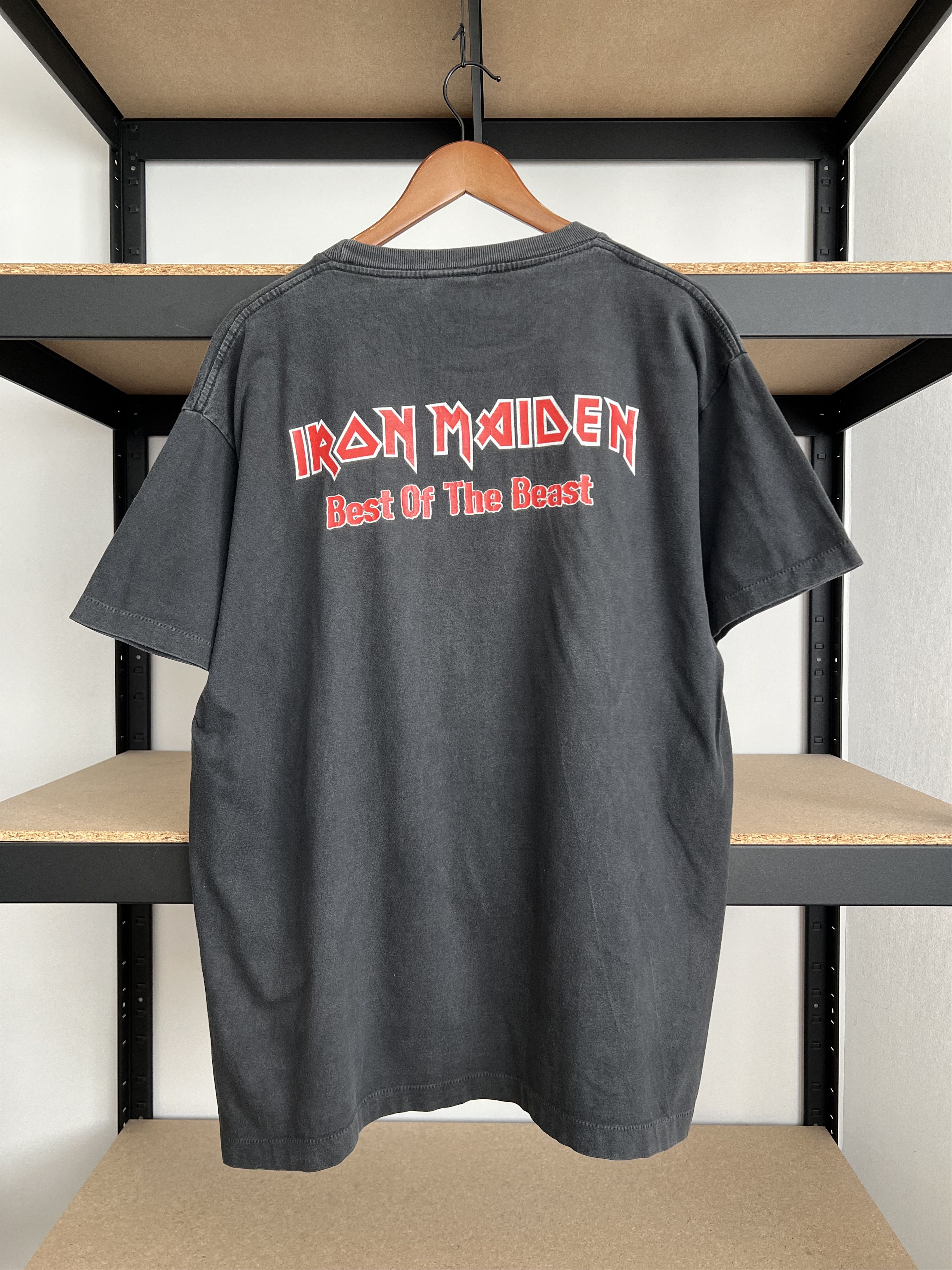 Band Tees Vintage 1996 Iron Maiden Best of the Beast Black T-shirt Size US XL / EU 56 / 4 - 2 Thumbnail