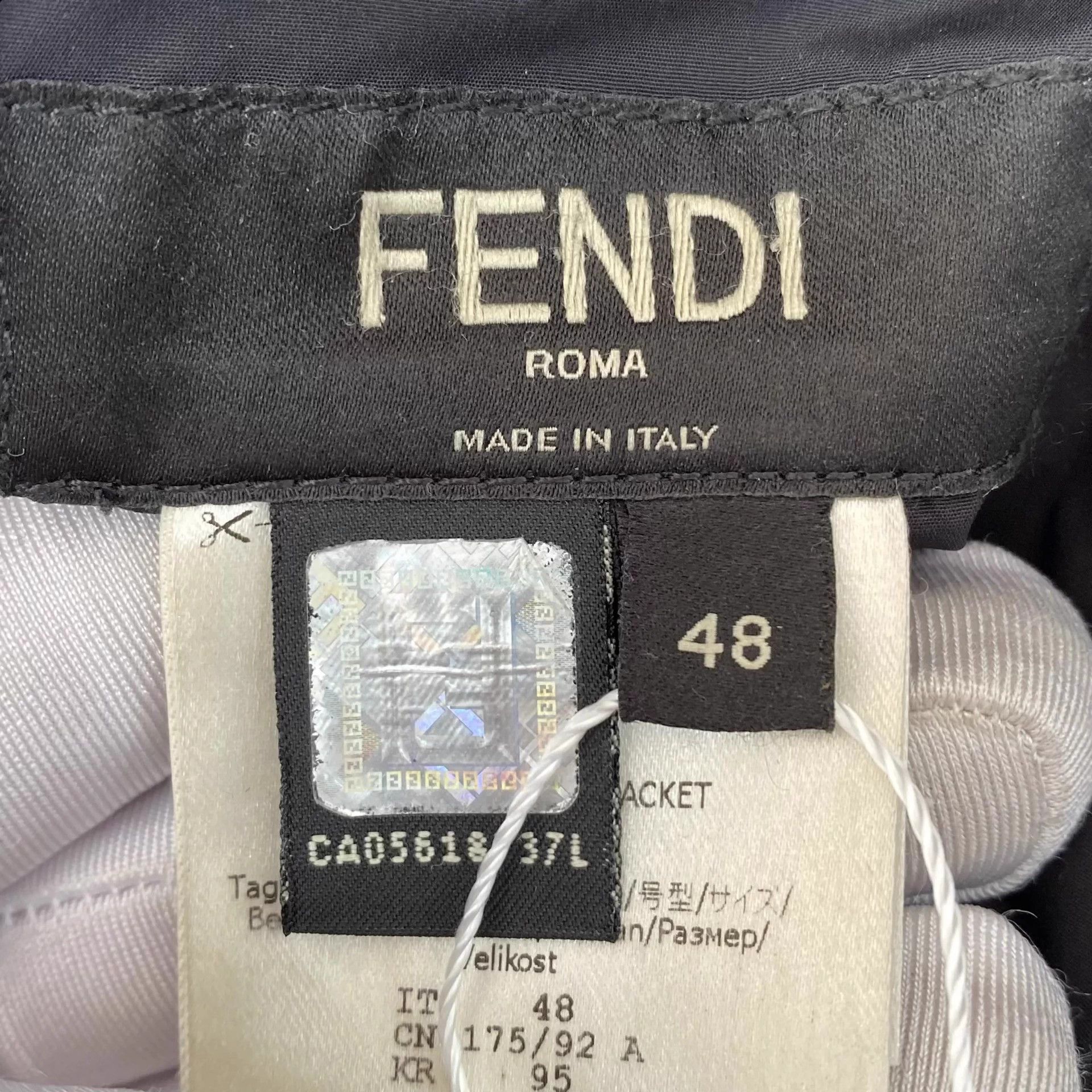 Fendi Fendi all over logo reversible down jacket 48 Size XL / US 12-14 / IT 48-50 - 5 Thumbnail