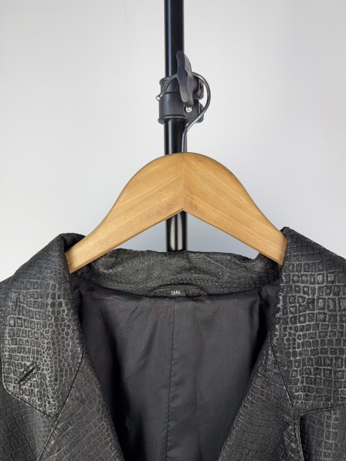Vintage Vintage 90s Avant Garde Leather Biker MOTO Y2K Jacket Size US S / EU 44-46 / 1 - 6 Thumbnail