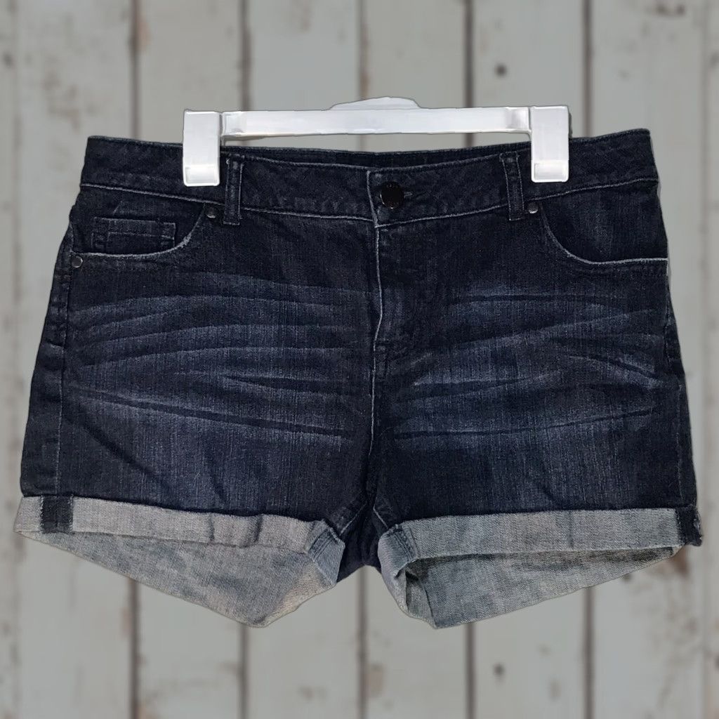 Vintage ELLE Dark Wash Cuffed Stretchy Jean Shorts Womens Size 12 Regular 5-Pocket Casual Blue Size 34" / US 12 / IT 48 - 1 Thumbnail