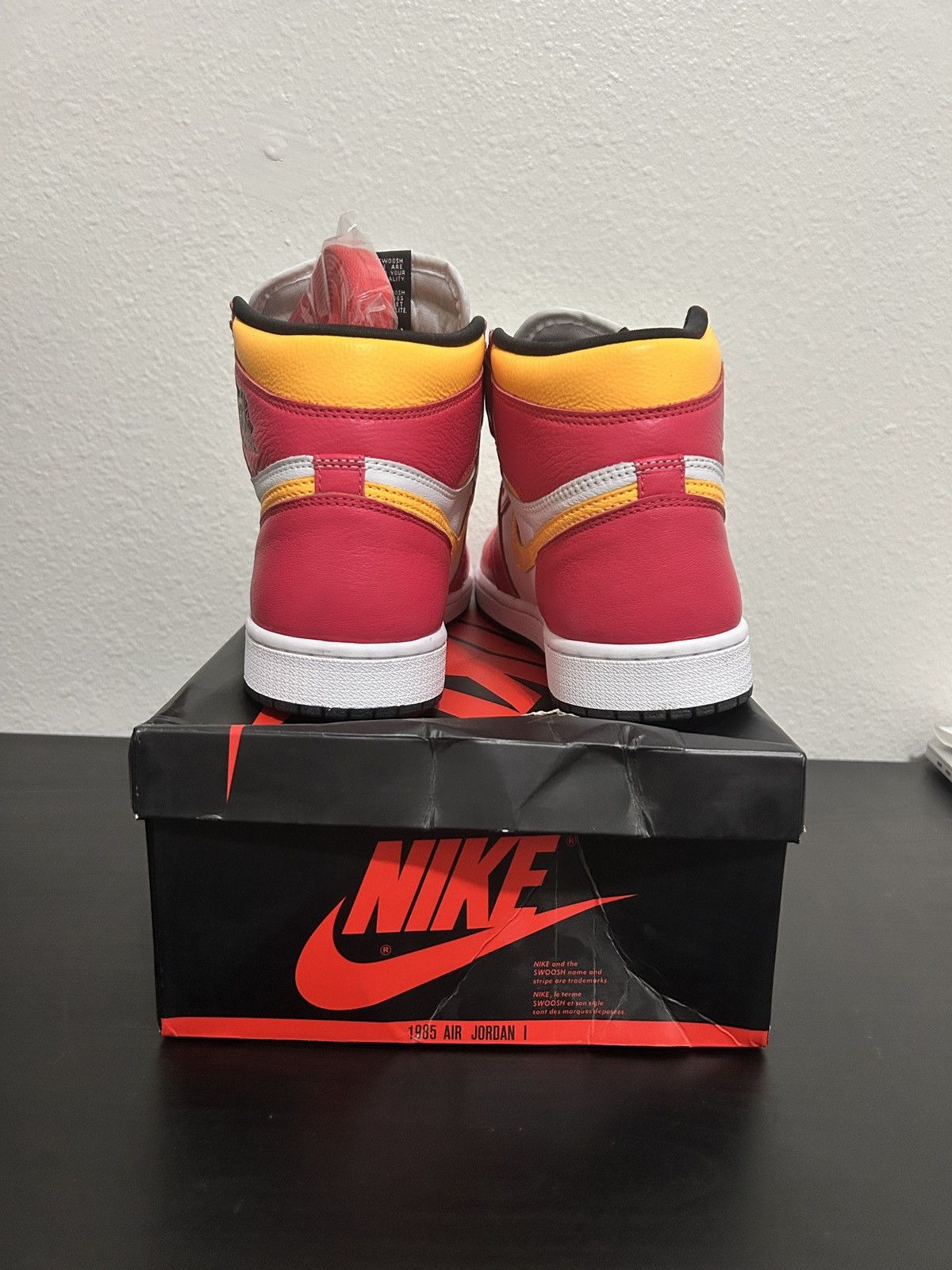 Jordan Brand Jordan 1 High Light Fusion Red Size US 8.5 / EU 41-42 - 2 Thumbnail