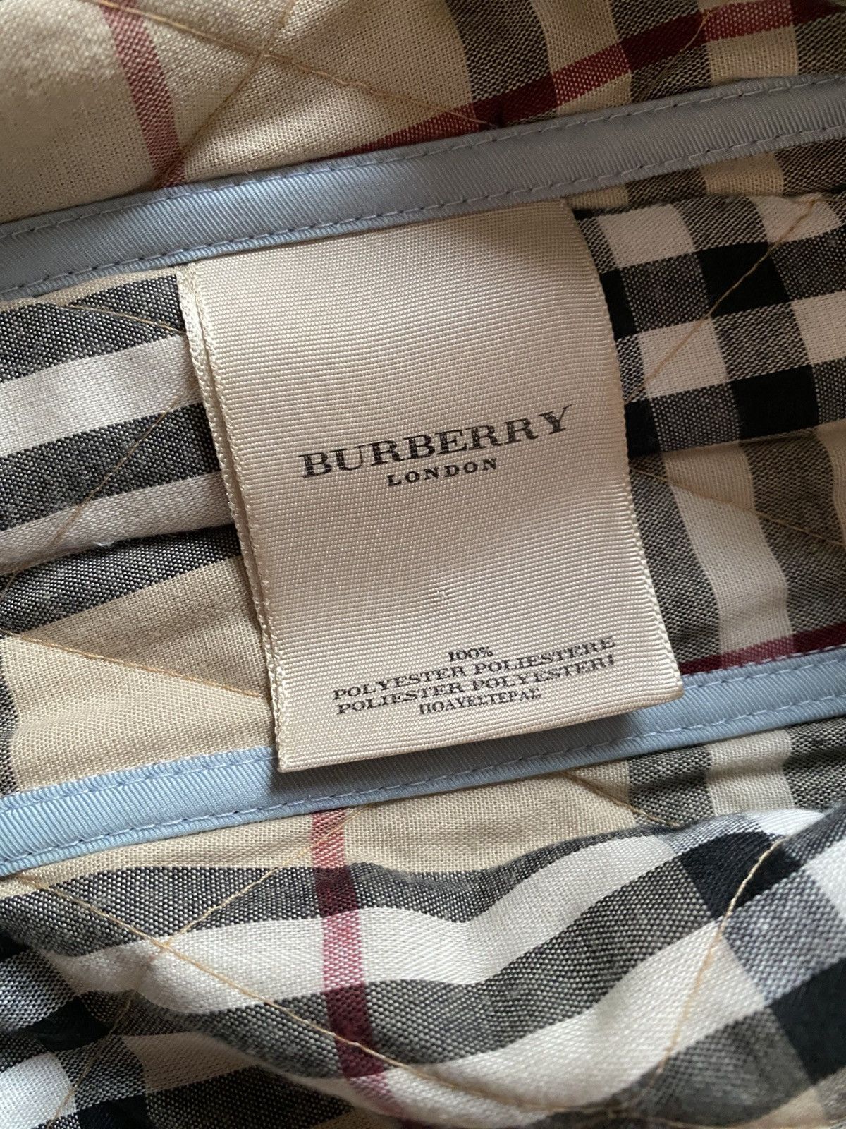Burberry Vintage Burberry London Quilted Vest Women's Size Xs Luxury Size XS / US 0-2 / IT 36-38 - 8 Thumbnail