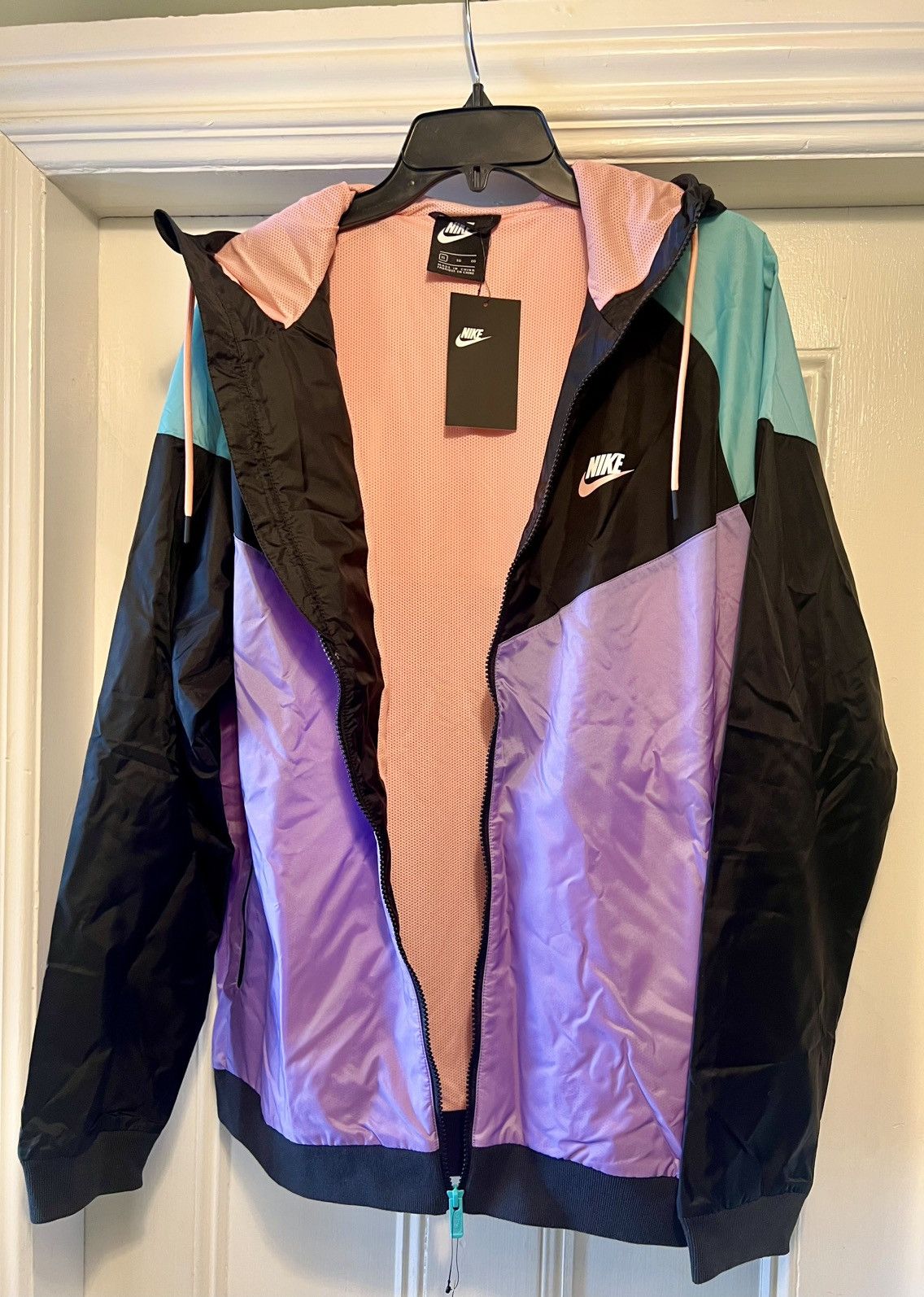 Nike Authentic Nike Sportswear windbreaker jacket XL have a day Size US XL / EU 56 / 4 - 5 Thumbnail
