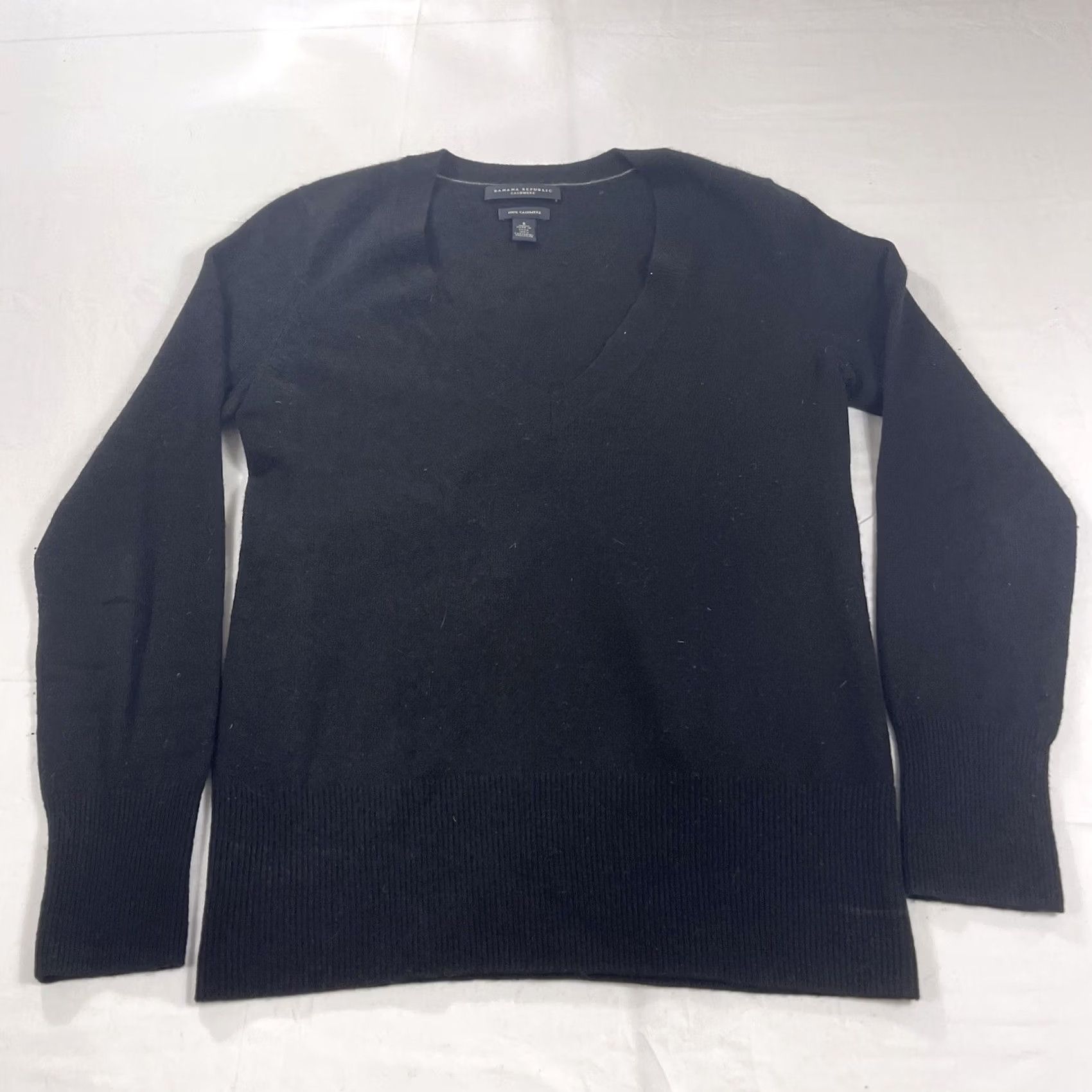 Banana Republic Banana Republic Women's S Sweater V-Neck Black 100% Cashmere Wool Blend Long Sleeve Pullover Shirt? Size S / US 4 / IT 40 - 2 Thumbnail
