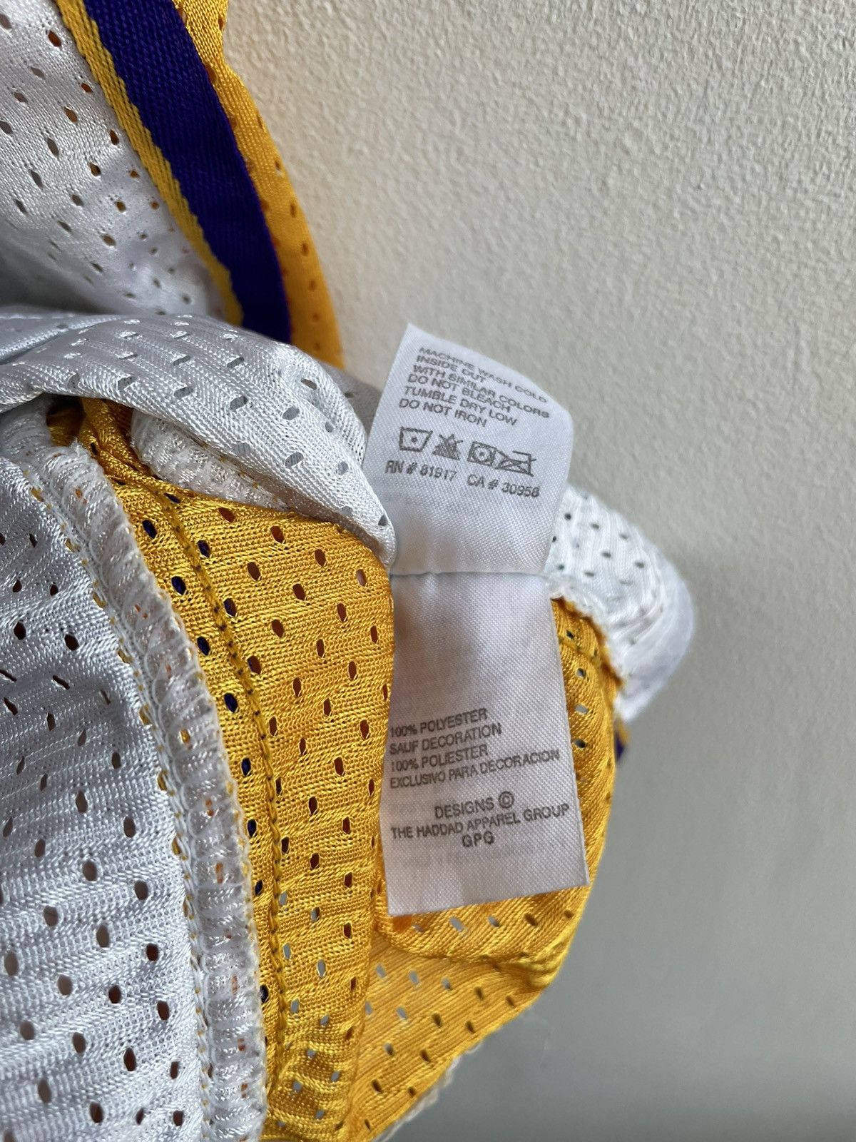 Nike LOS ANGELES LAKERS #8 KOBE BRYANT BASKETBAL NBA SHIRT JERSEY Size US XL / EU 56 / 4 - 10 Thumbnail