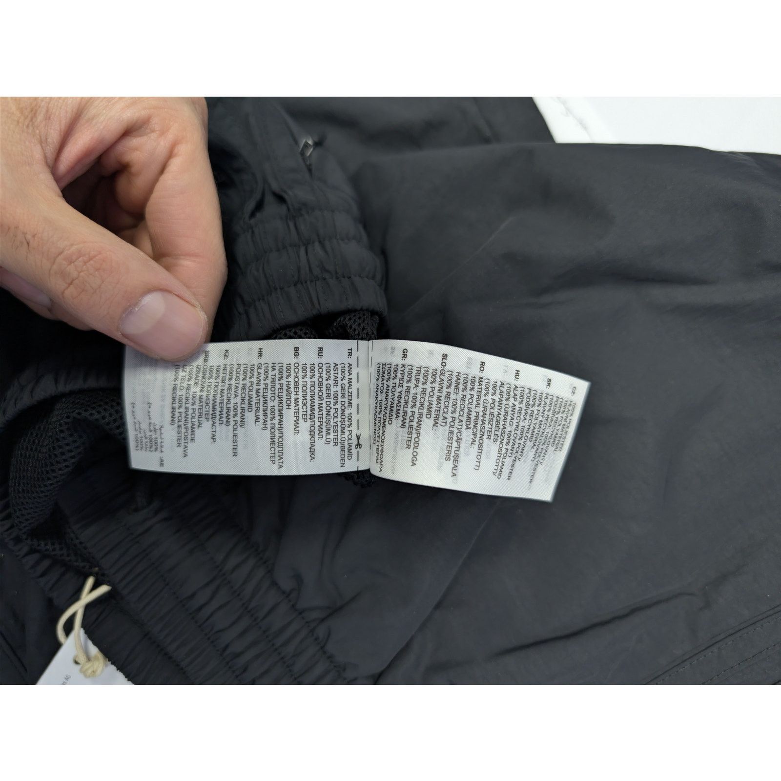 Adidas × JJJJound o1rshd1 JJJJ Trackpant Sweatpants in Black Size US 36 / EU 52 - 17 Thumbnail