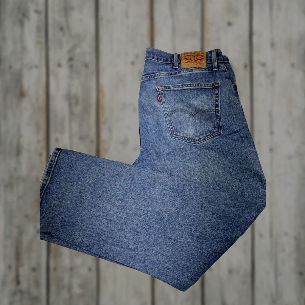 Levi's VINTAGE Levi's 505 Jeans Men 38x30 Blue Mid Rise Medium Wash Straight Leg 5-Pocket 8" Leg Opening Mens Size US 38 / EU 54 - 1 Thumbnail