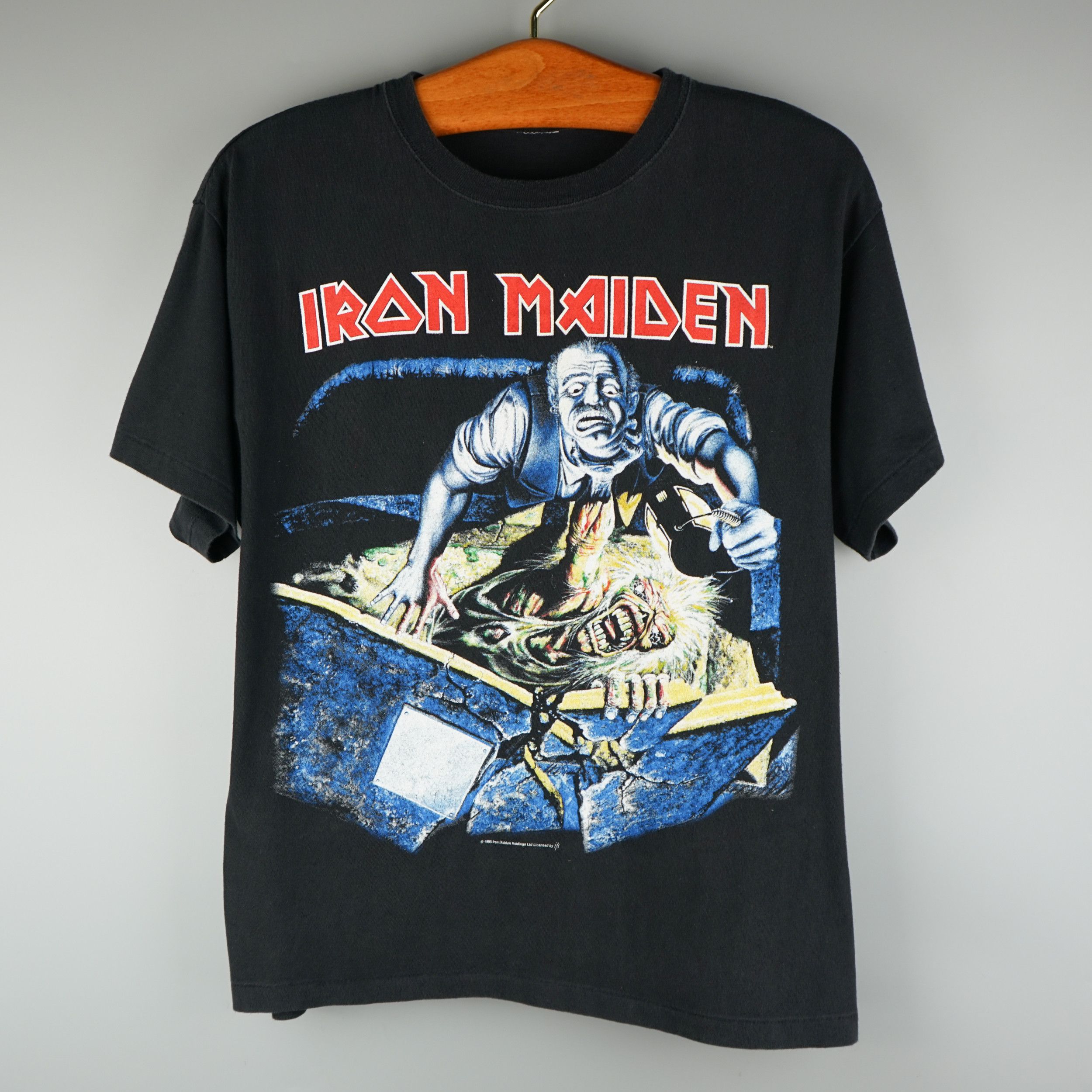 Band Tees × Vintage Vintage 1990 Iron Maiden T-Shirt Eddie In The Box Size US M / EU 48-50 / 2 - 1 Thumbnail