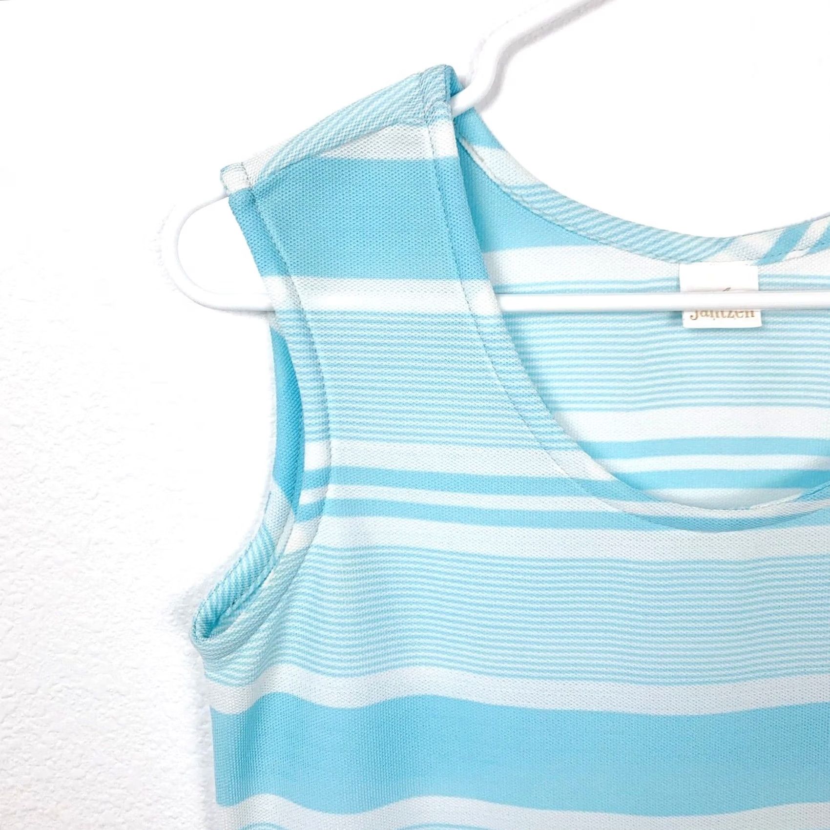 Jantzen VINTAGE Jantzen White Blue Sleeveless Pocket Swim Dress XS/S Small 70s 1970s Women Mens Boys Girls Size XS / US 0-2 / IT 36-38 - 2 Thumbnail