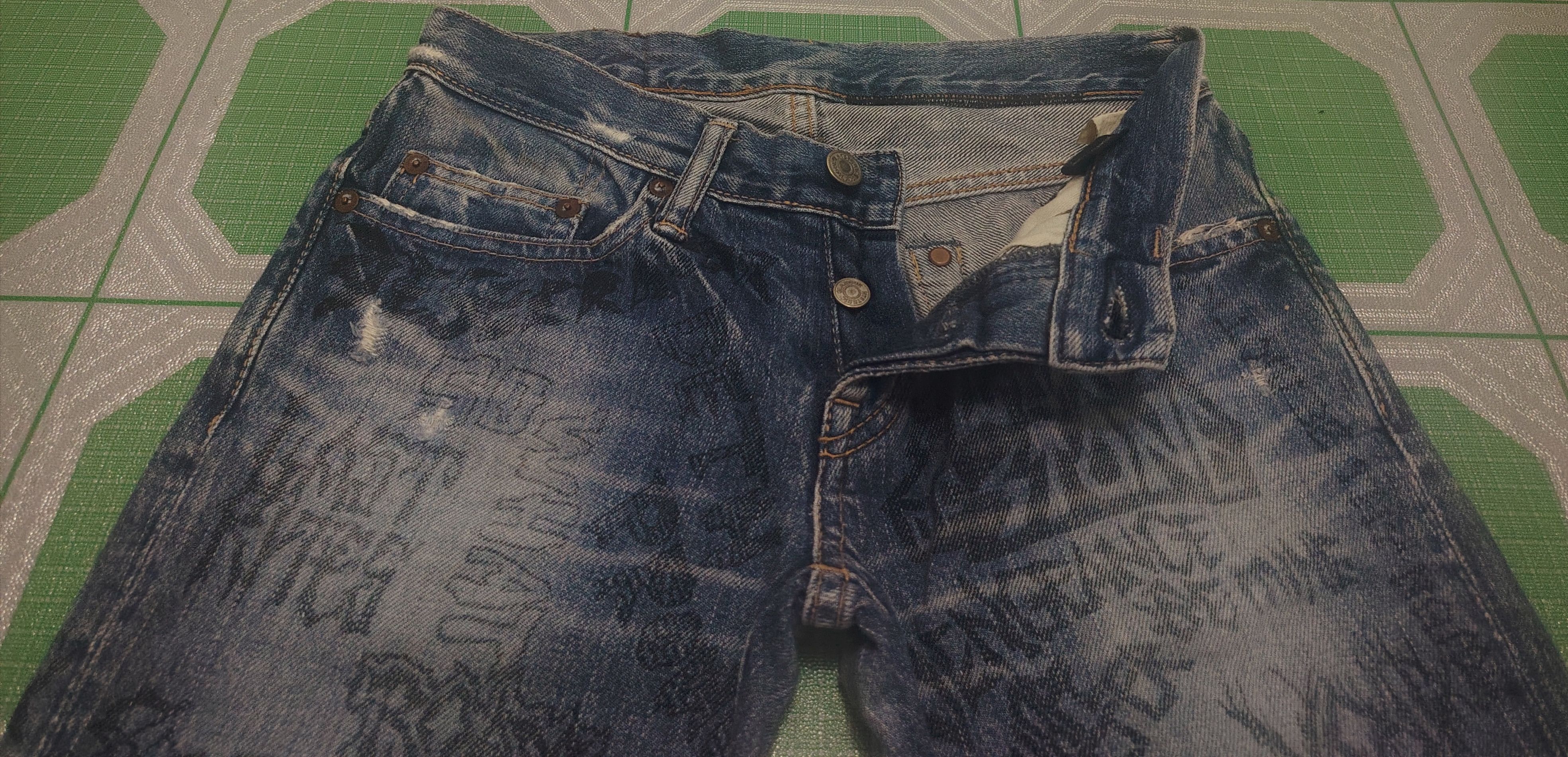 Hysteric Glamour Rare!! Hysteric Glamour skinny jeans Metal Rock Full Printed Size 26" / US 2 / IT 38 - 9 Thumbnail