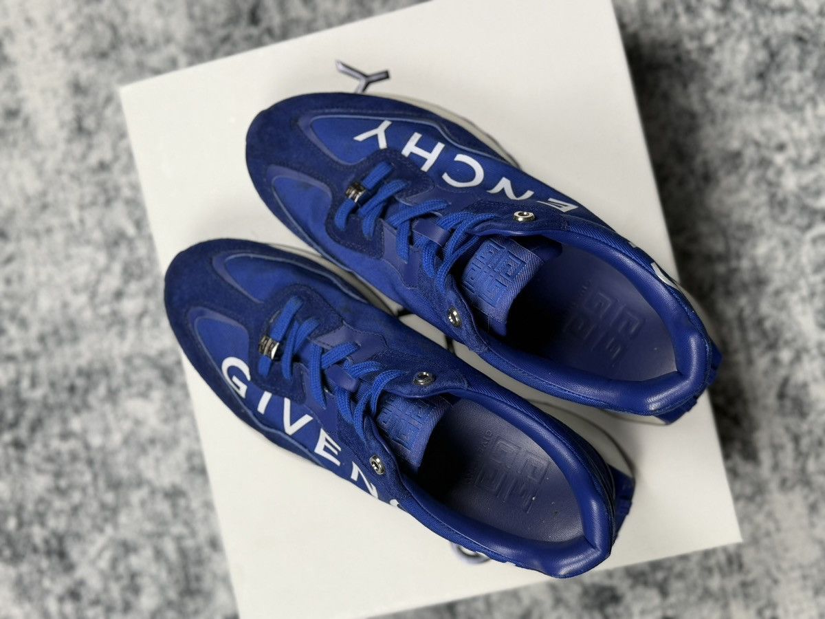 Givenchy Givenchy Men’s sneakers ‘ Runner light ocean blue’ Size 42 Size US 9 / EU 42 - 5 Thumbnail