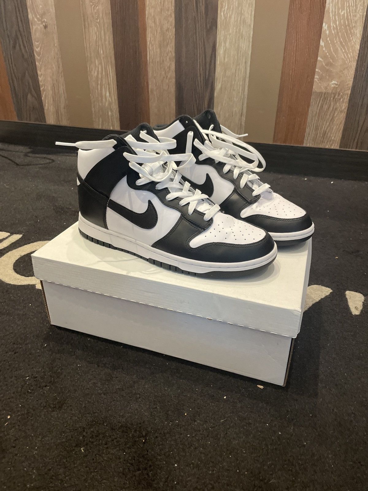 Nike Nike Dunk High Panda Size US 10 / EU 43 - 1 Thumbnail
