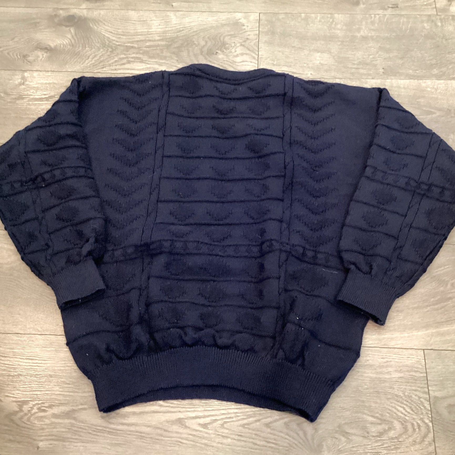 Vintage VINTAGE Blarney Castle Irish Wool Cable Knit Sheep Sweater Unisex Adults Crew Neck Long Sleeve Size L Blue 90s Embroidered Sheep Pattern Mens Womens Size L / US 10 / IT 46 - 7 Thumbnail